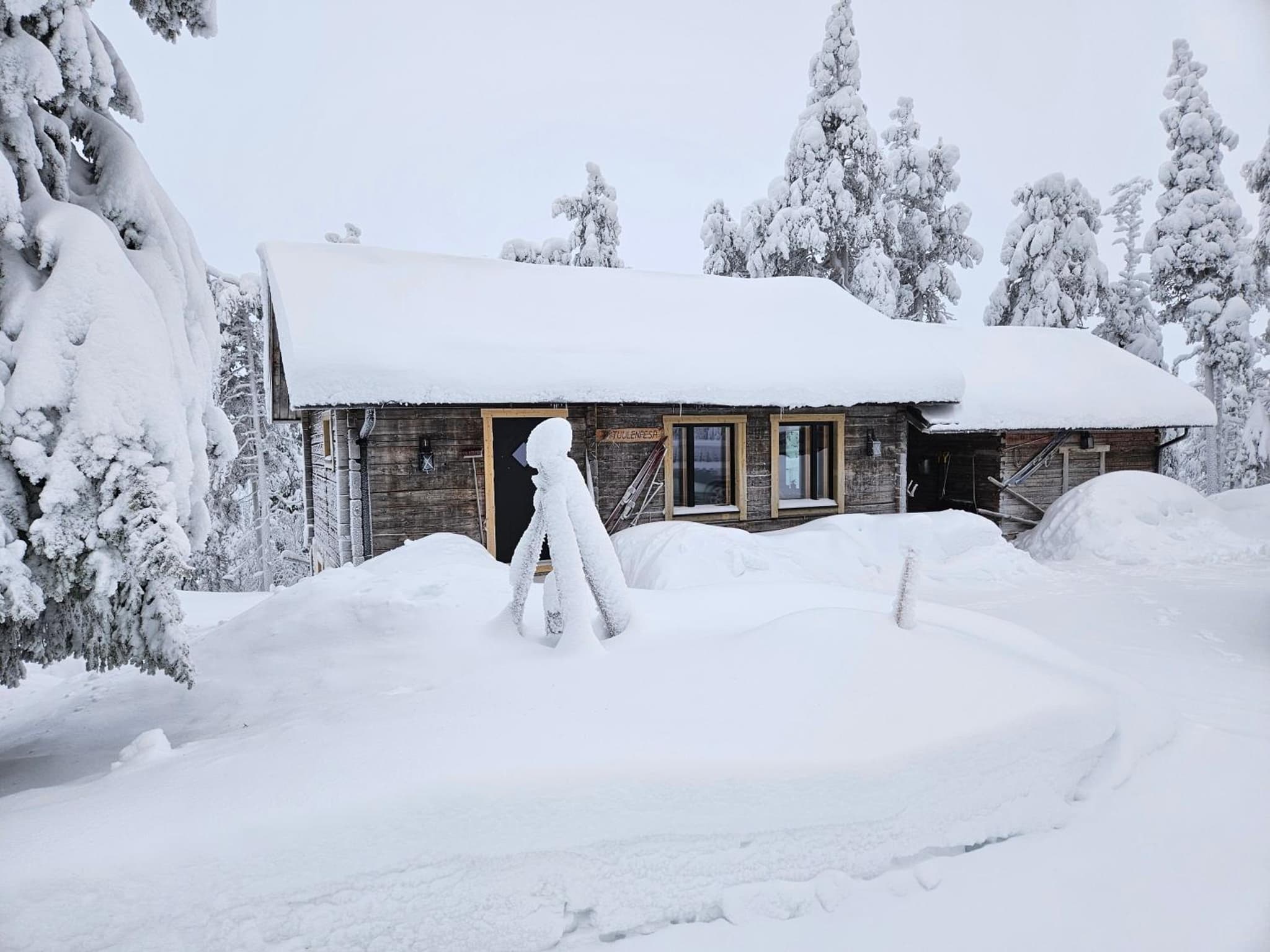 Hilltop Villa at Lake Porontima