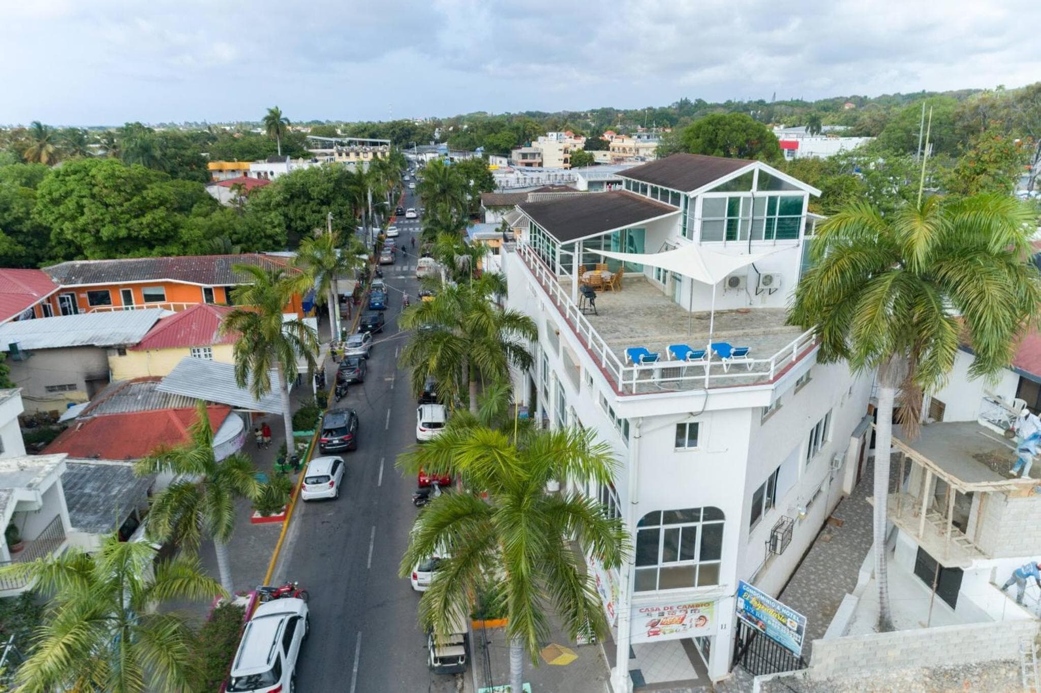 3BR Luxury Penthouse, 300m From Beach photo 7