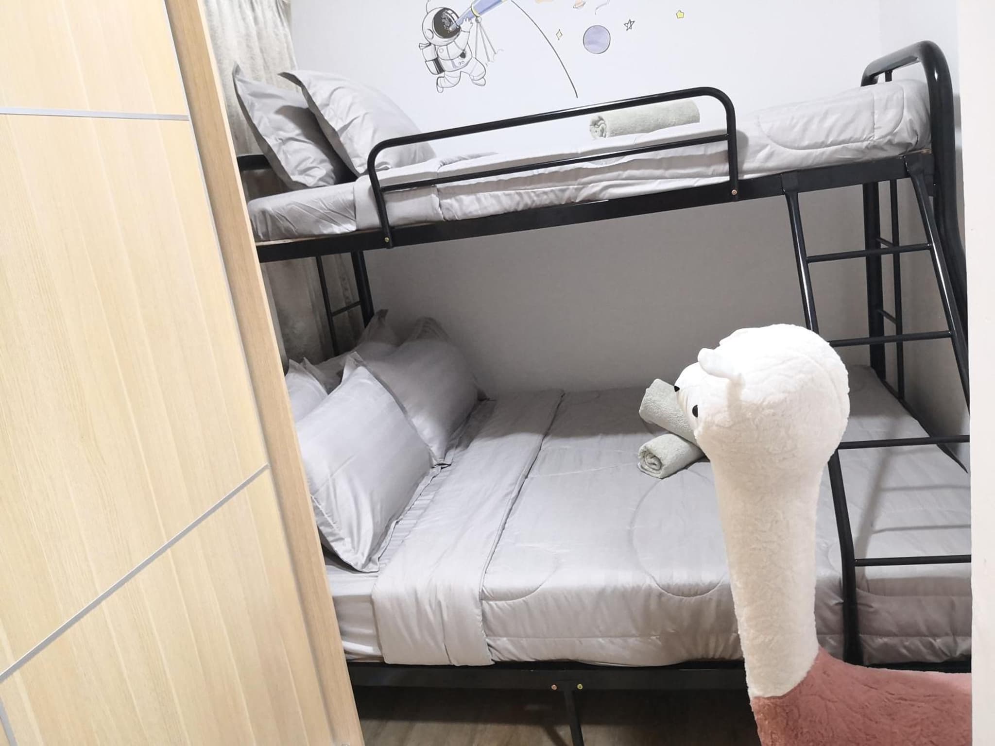 Hanns&KingBed&WIFI@ComfortStay4 photo 8