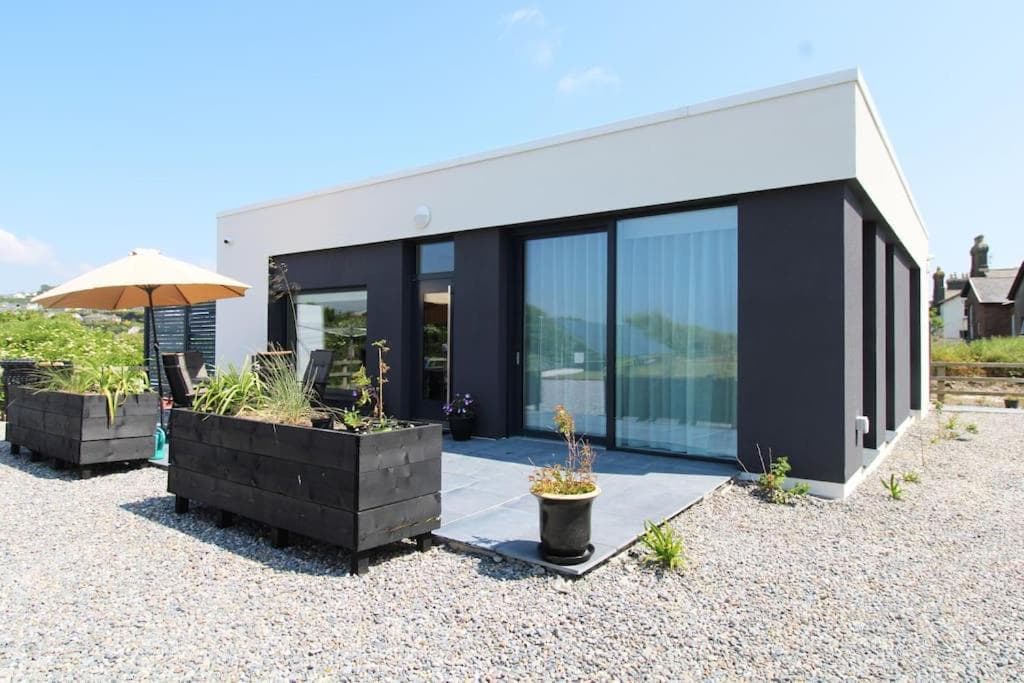 Seagrass a luxurious gem by the sea