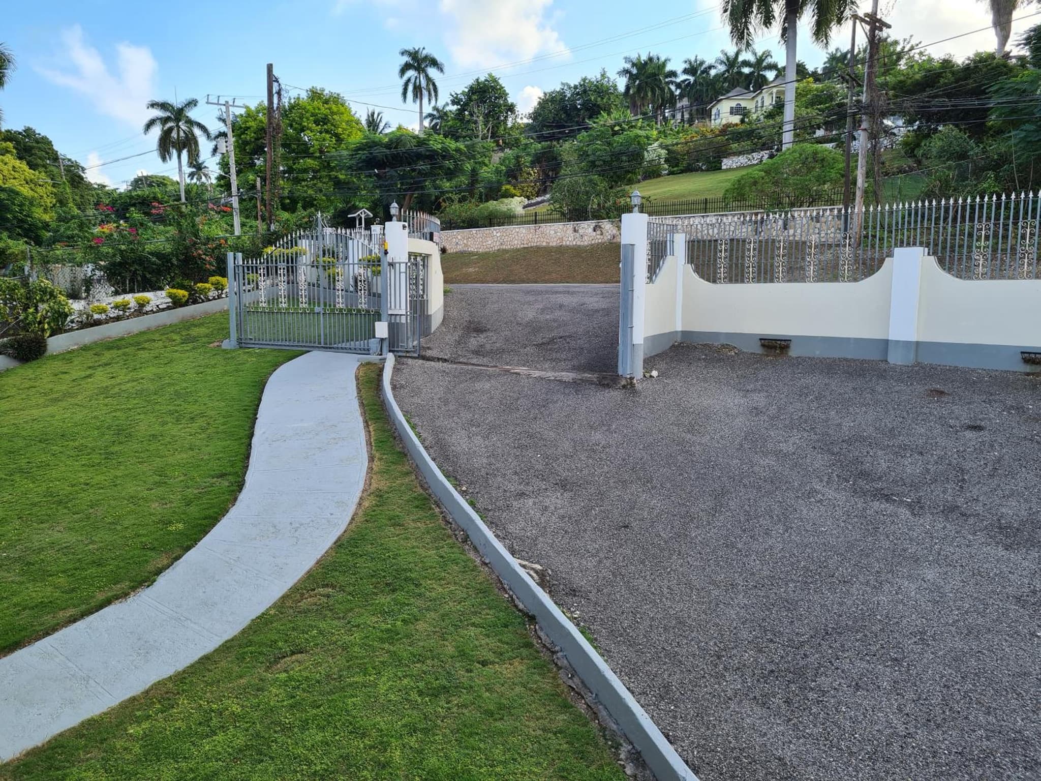 Lovely 1-Bed in Montego Bay-Rose View Apartment photo 2
