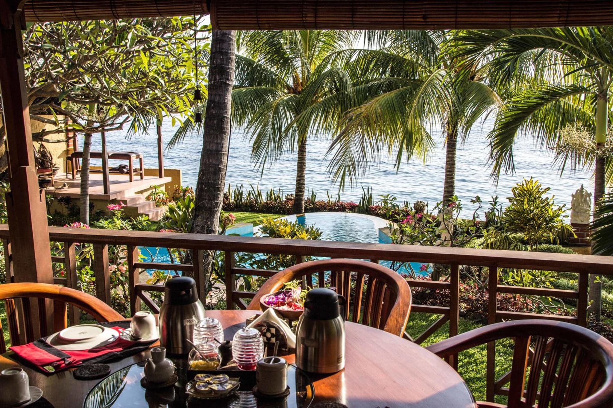 Teluk Indah Beach & Pool Villa