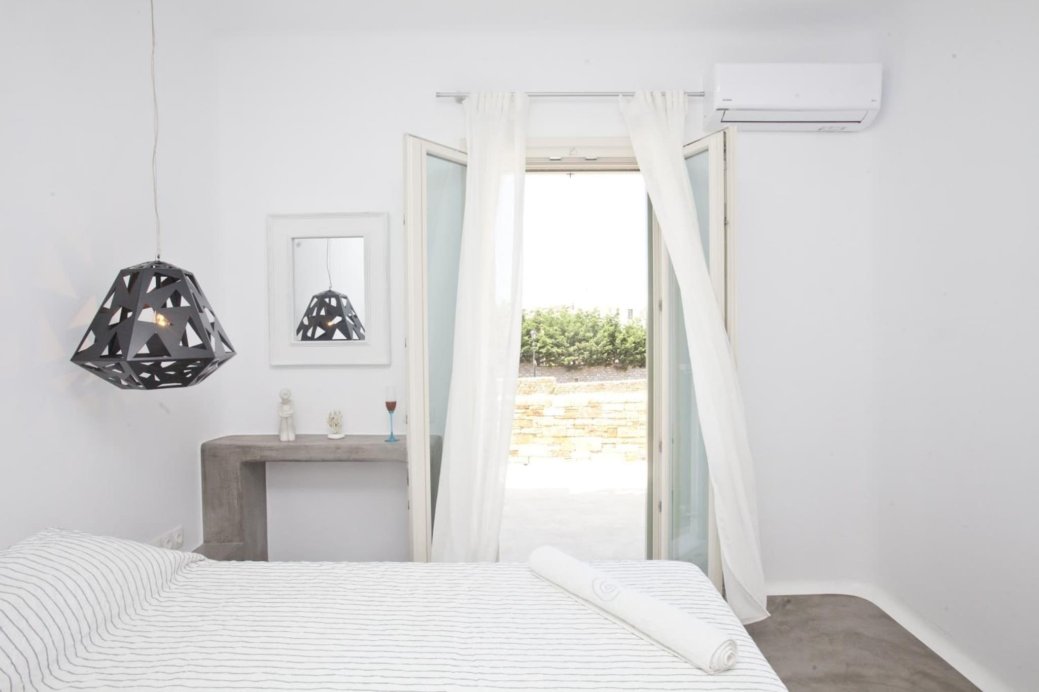 Naxos Euphoria Suites photo 8