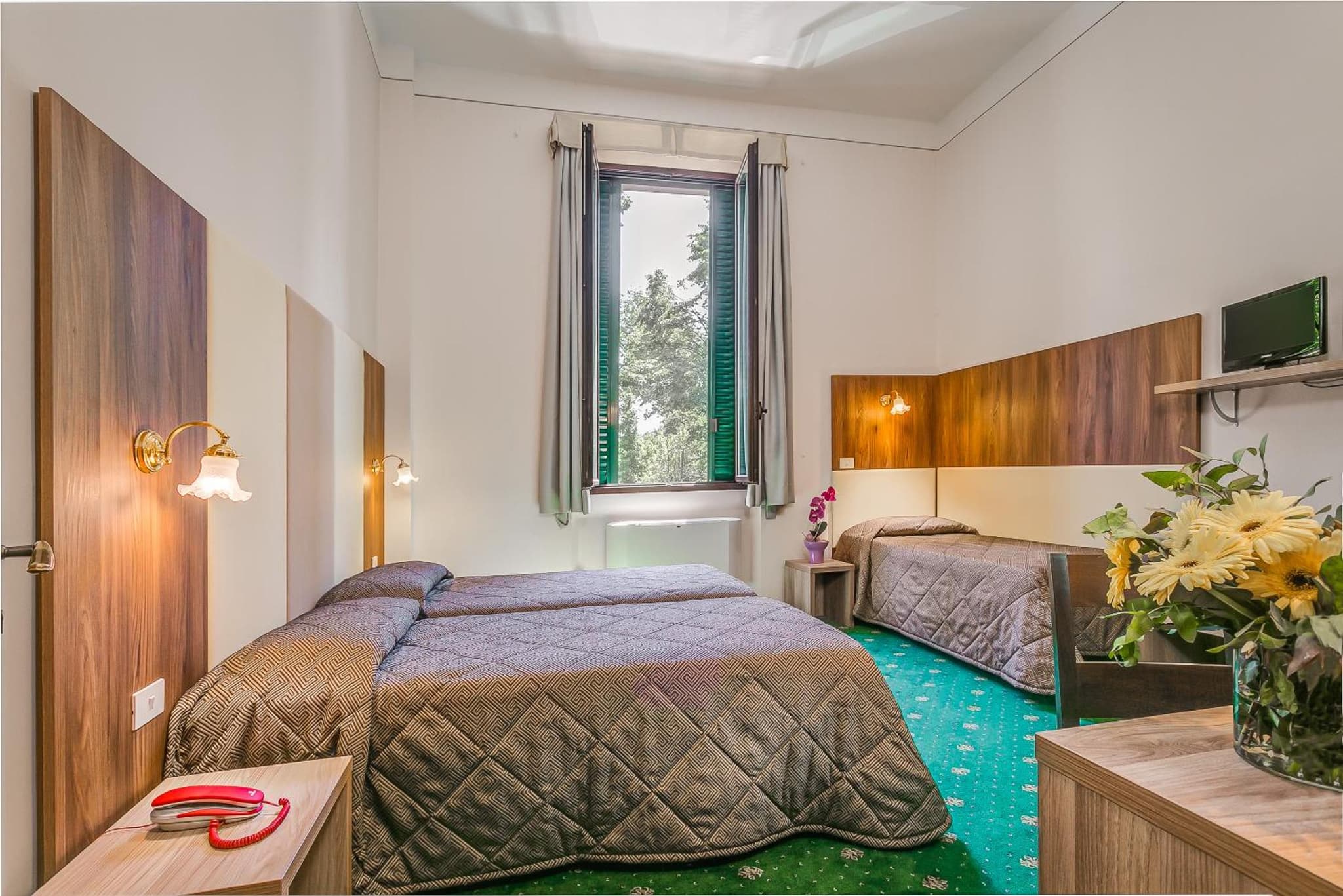 hotel room