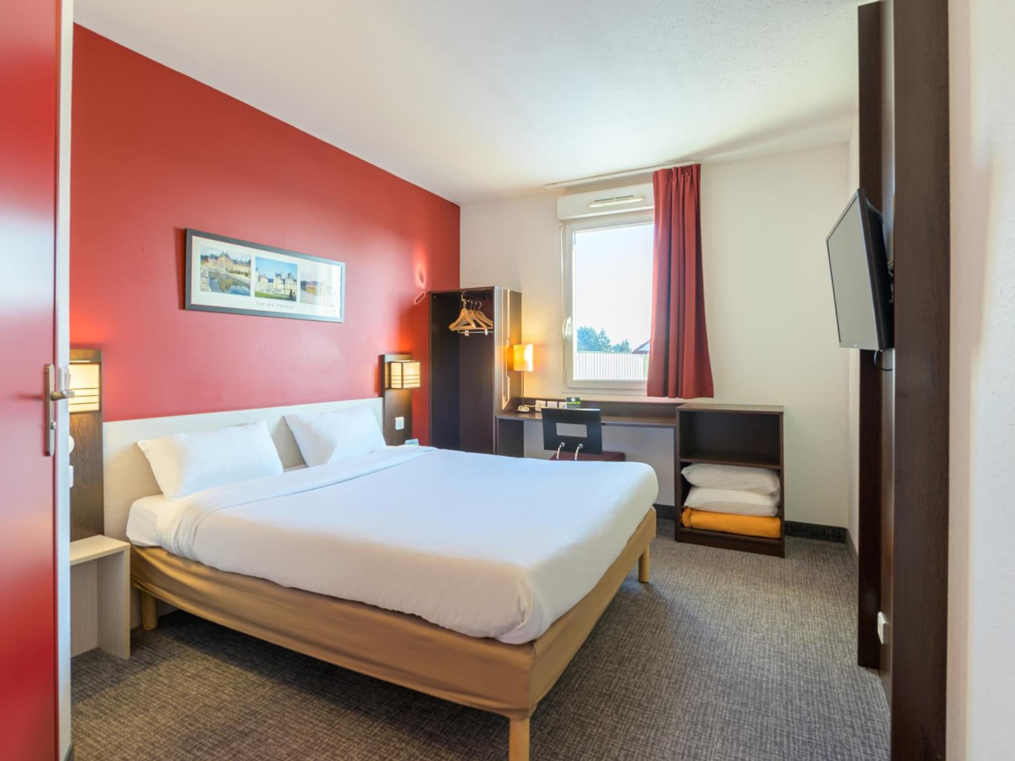 B&B HOTEL Compiègne Thourotte photo 9