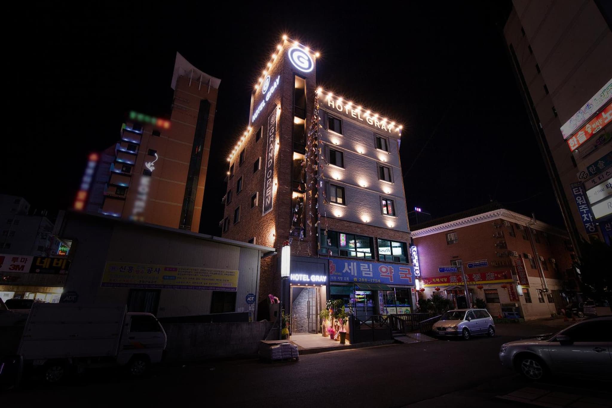 Hotel Gray