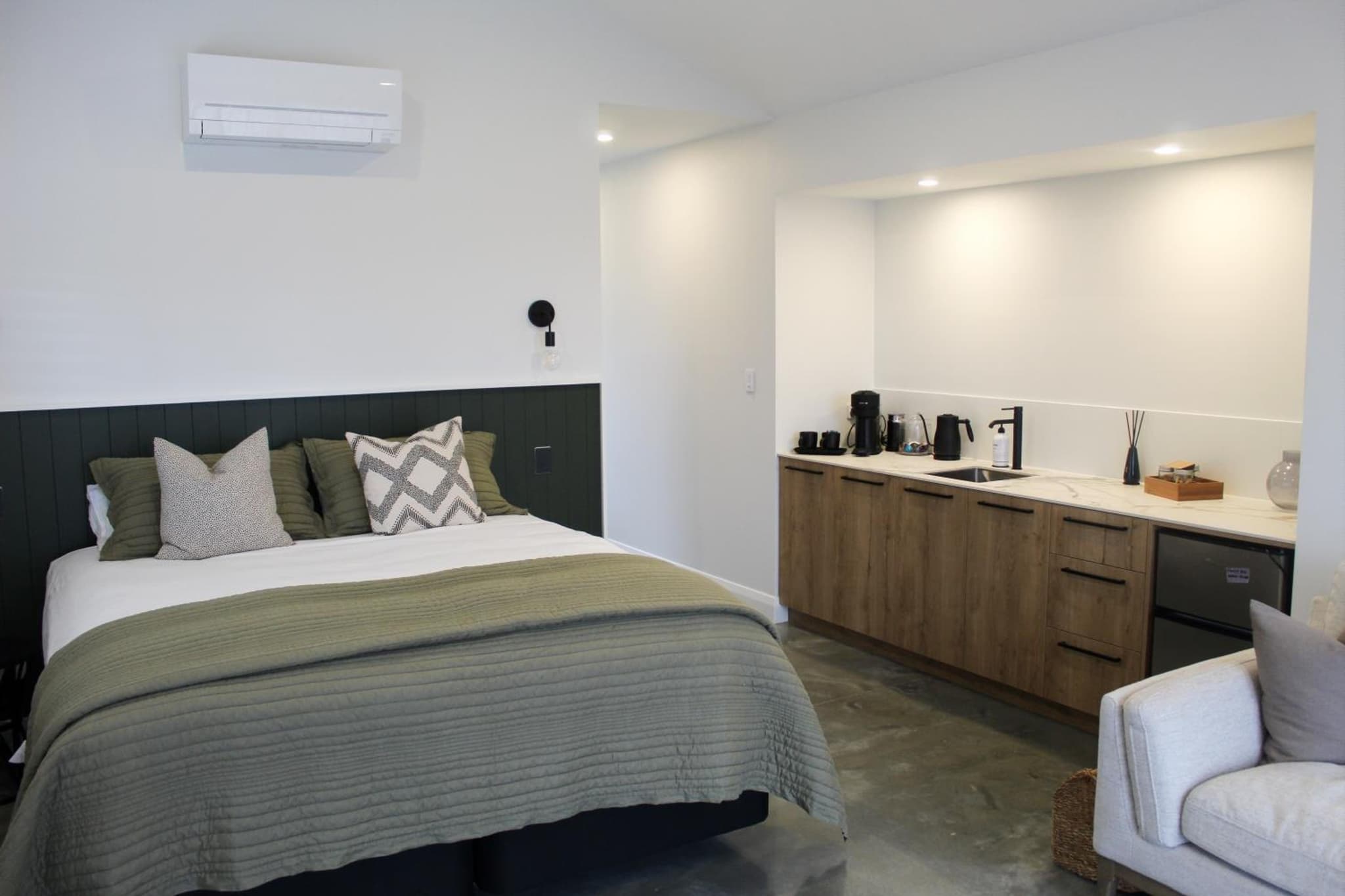 Ahuru House photo 6