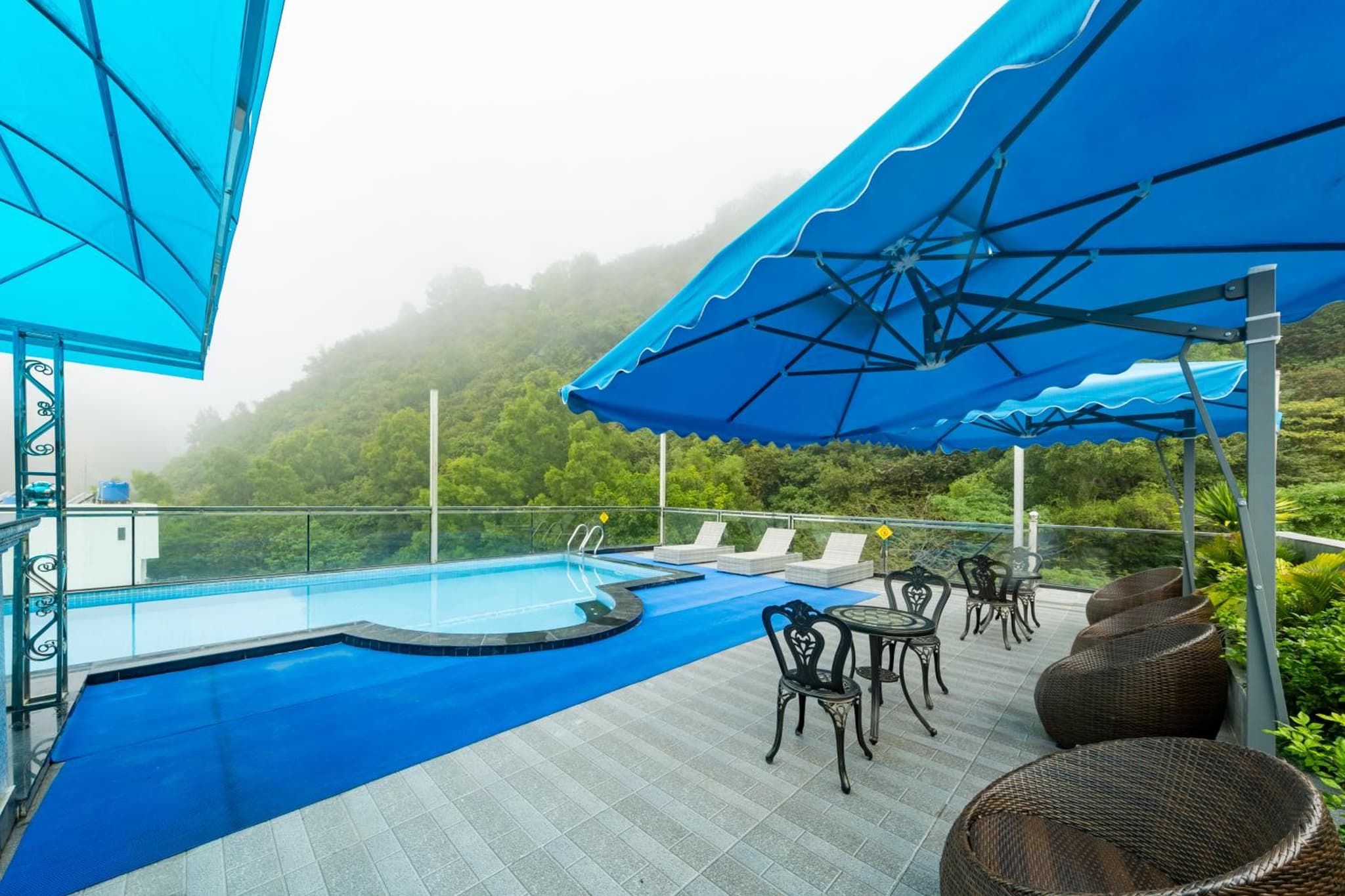 Cat Ba Wonder Hotel photo 2