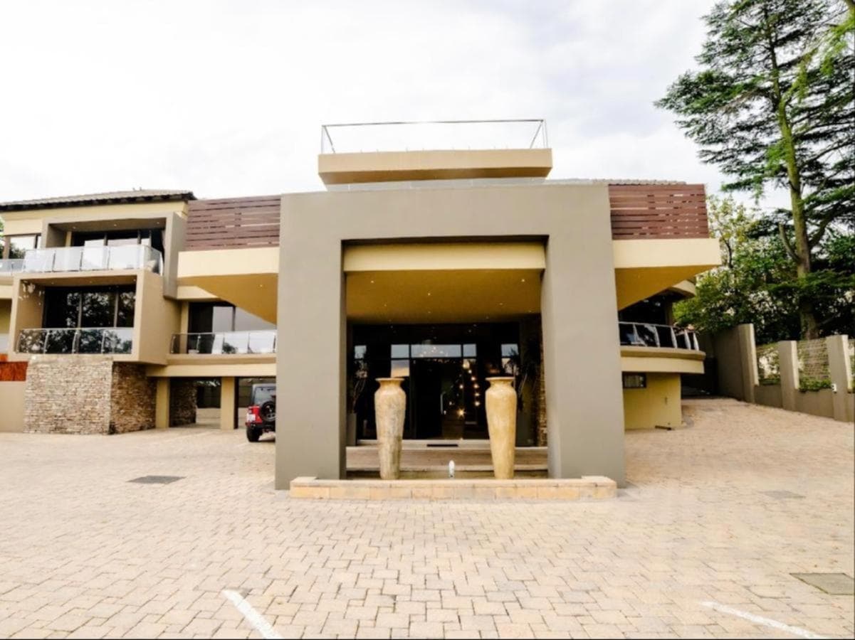 One O Eight Boutique Hotel photo 5