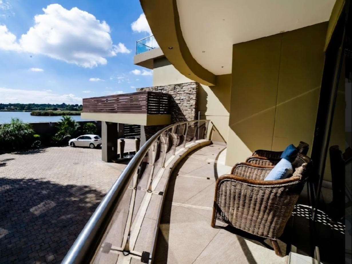 One O Eight Boutique Hotel photo 7