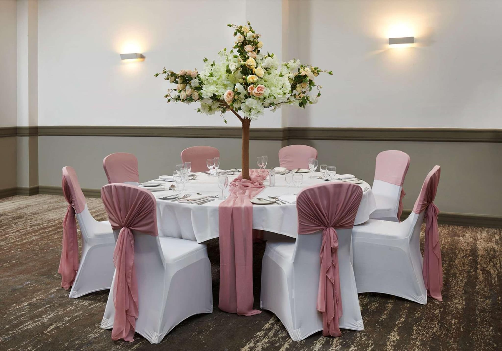 DoubleTree by Hilton Swindon Hotel photo 6