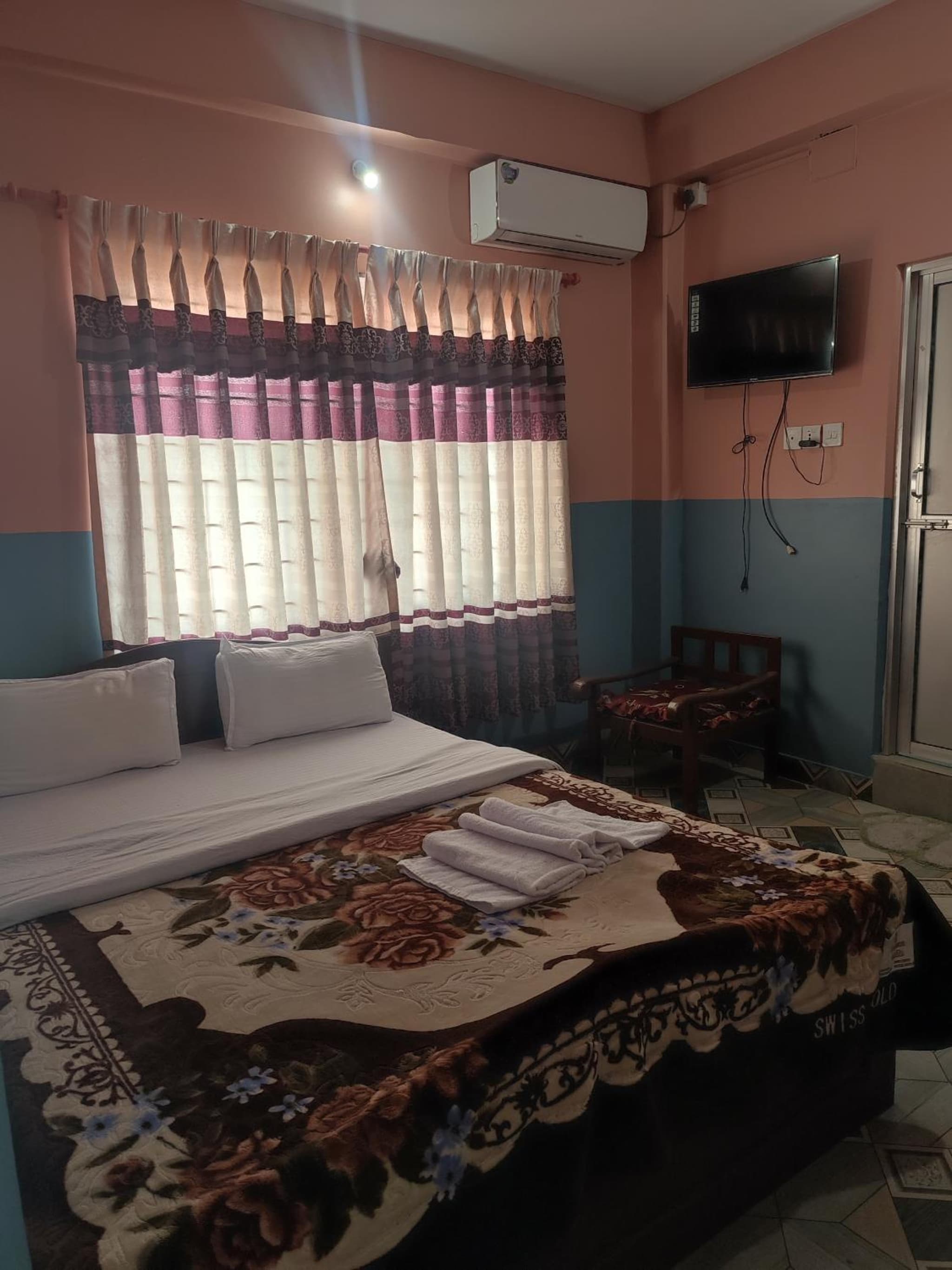 Krishna Inn photo 9