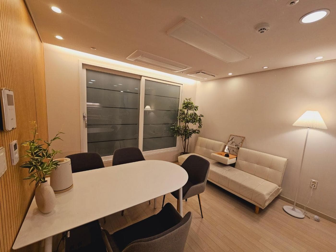 meeting & event spaces