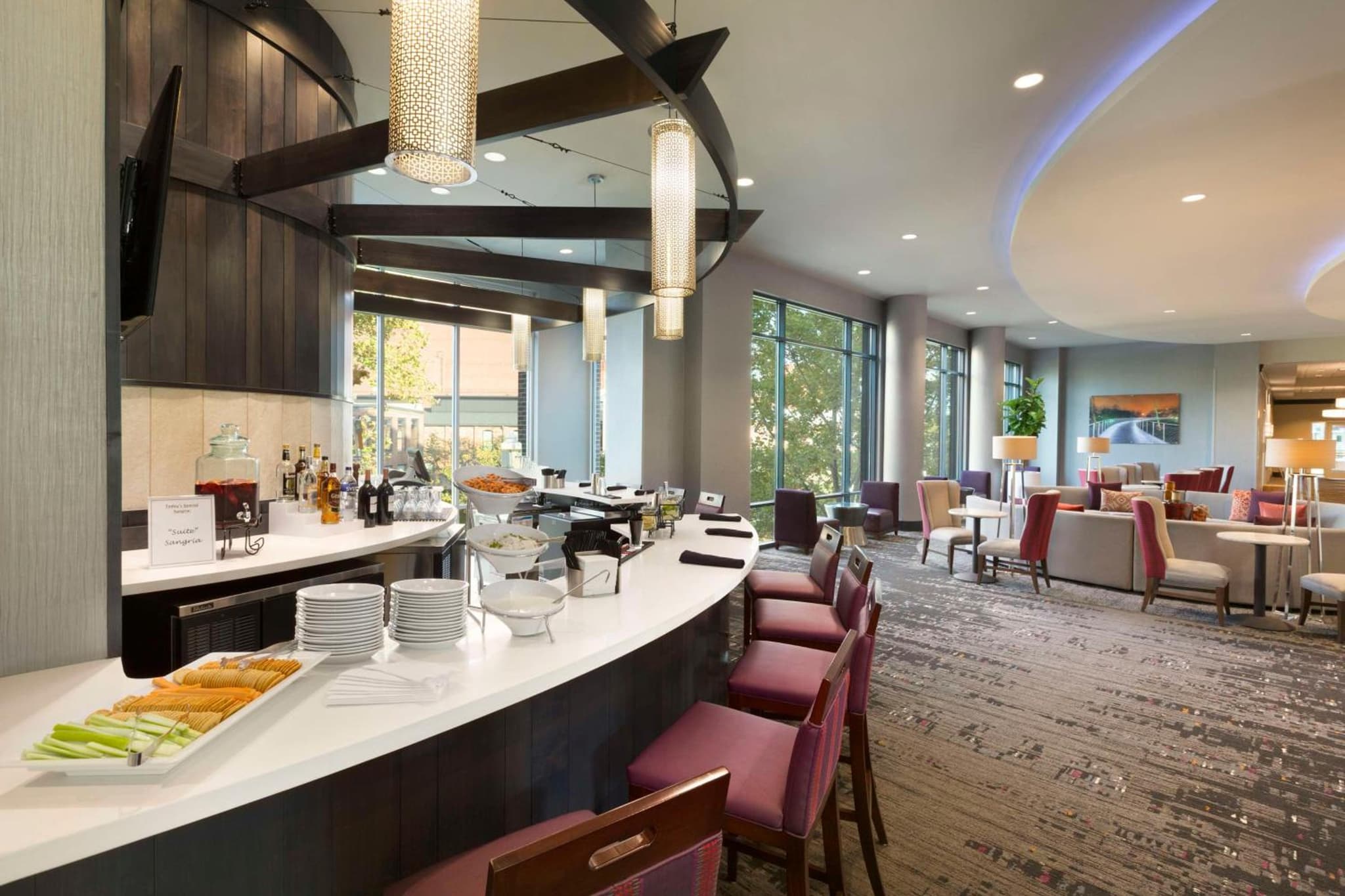 Embassy Suites by Hilton Greenville Downtown Riverplace photo 7