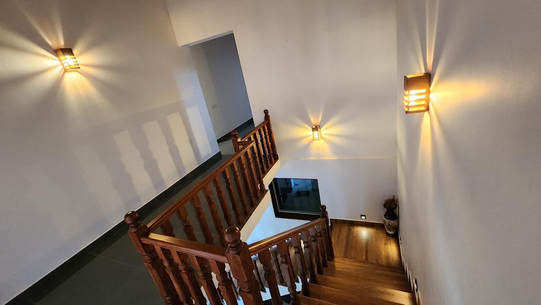 Regno Villa the Infinity by Nflix photo 5