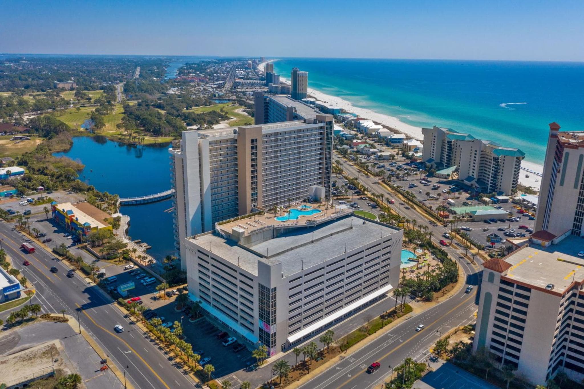 Laketown Wharf #1734 by Nautical Properties