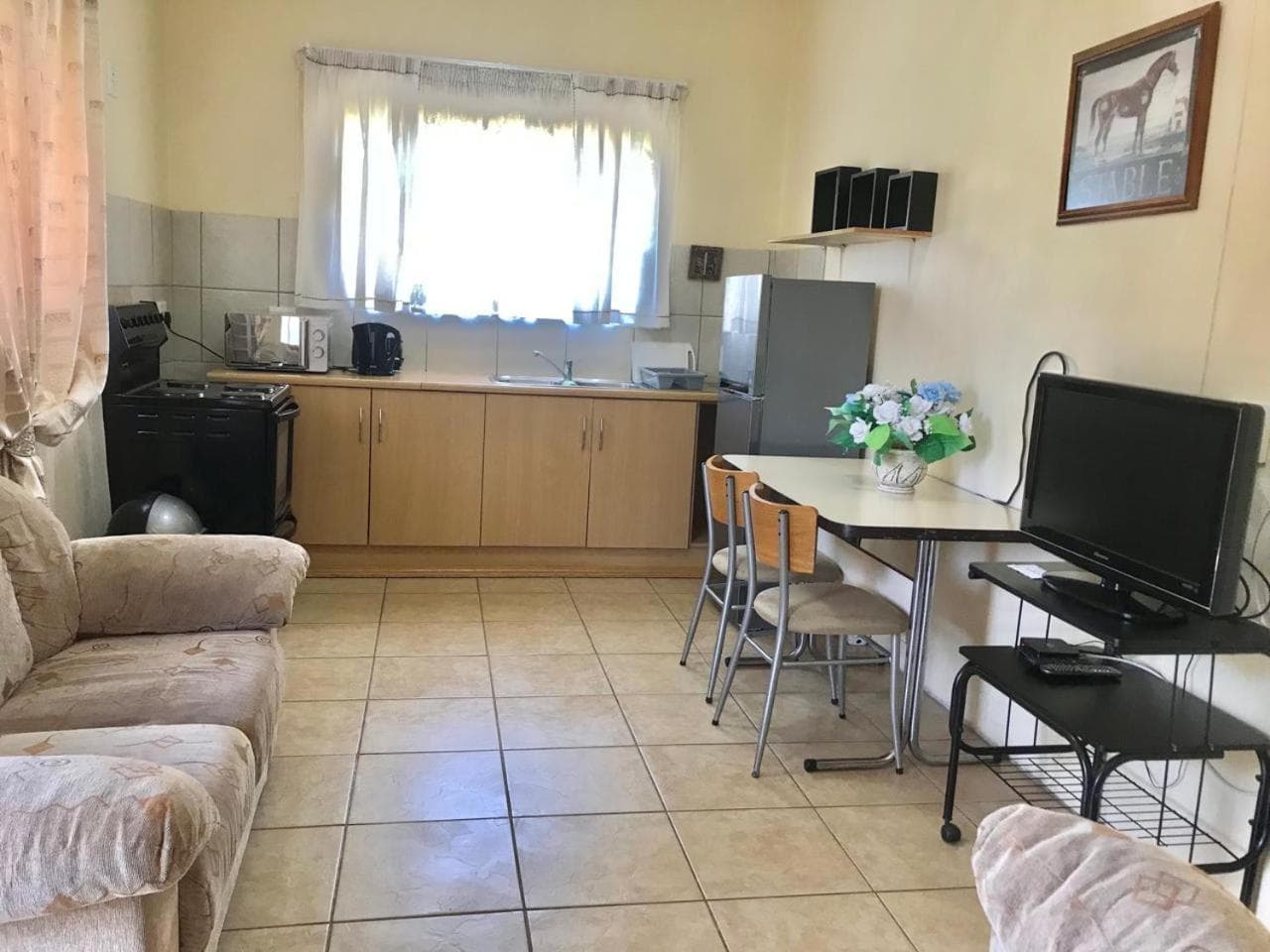 Ezecent Guest House photo 5
