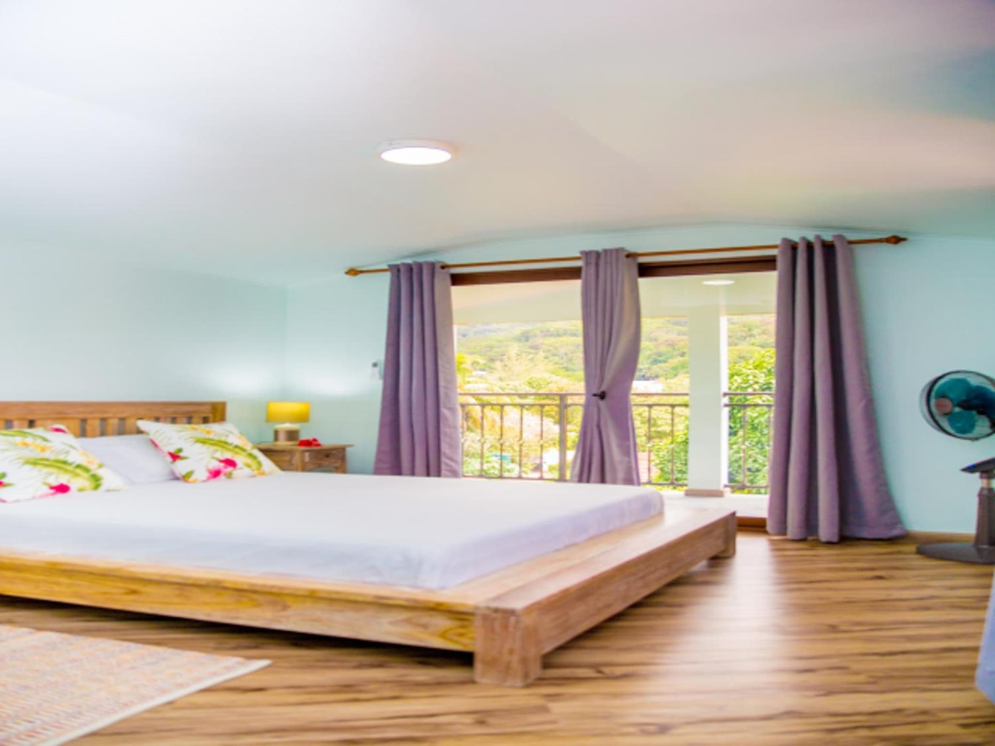Spacious apartment with sea view, Au Cap, 124 m² photo 2