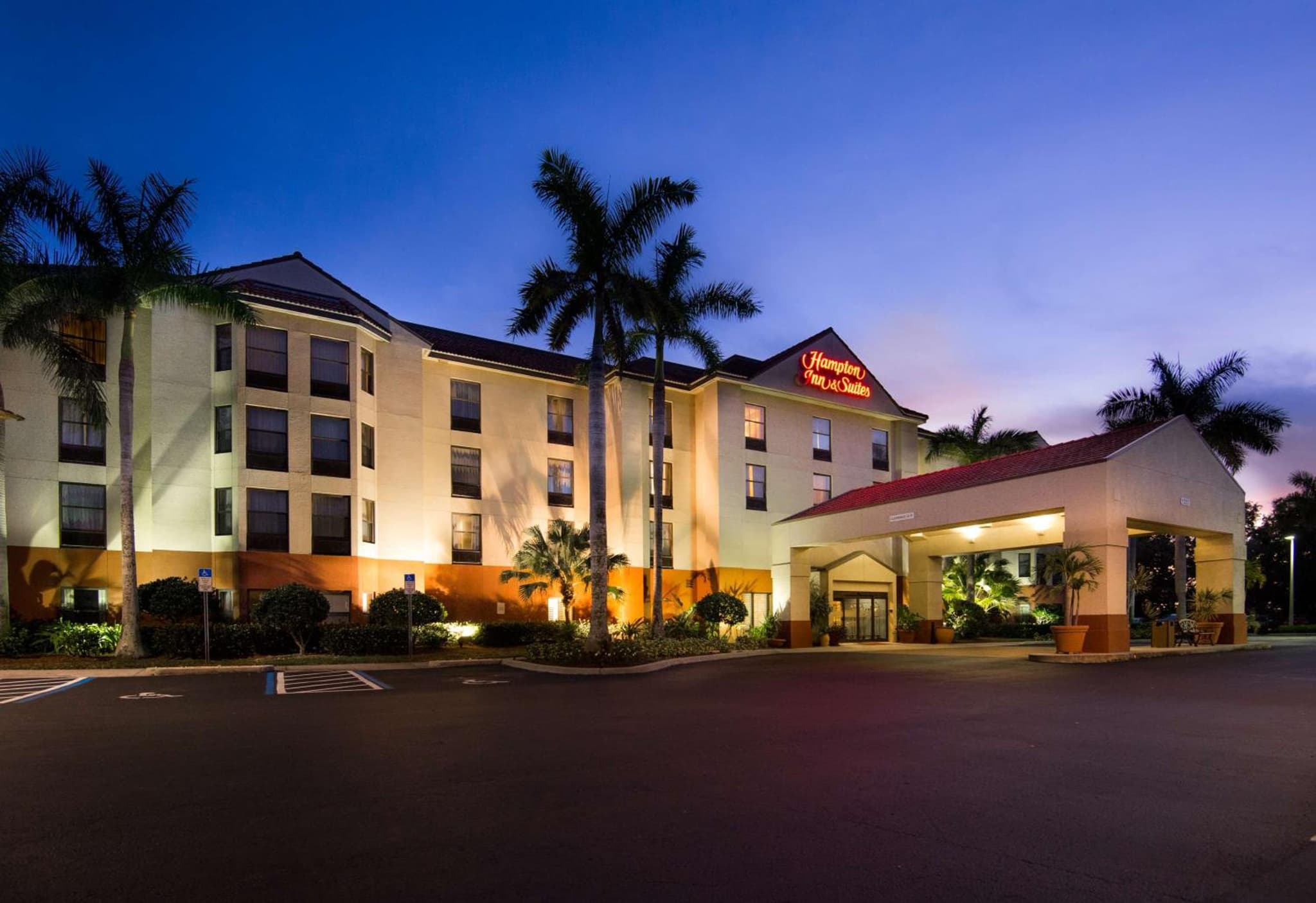 Hampton Inn & Suites Fort Myers Beach/Sanibel Gateway