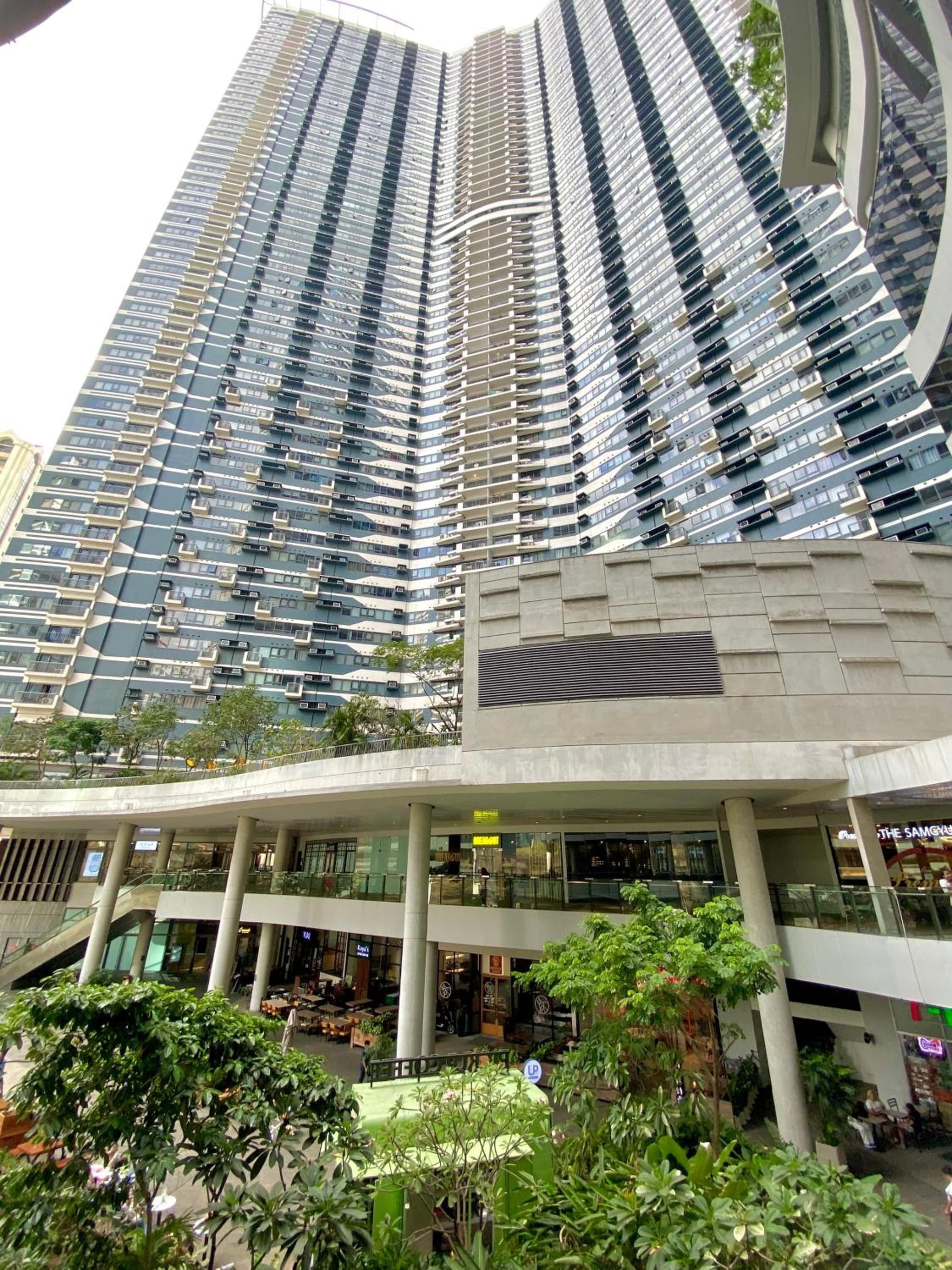 Frost at Air Residences Makati photo 2