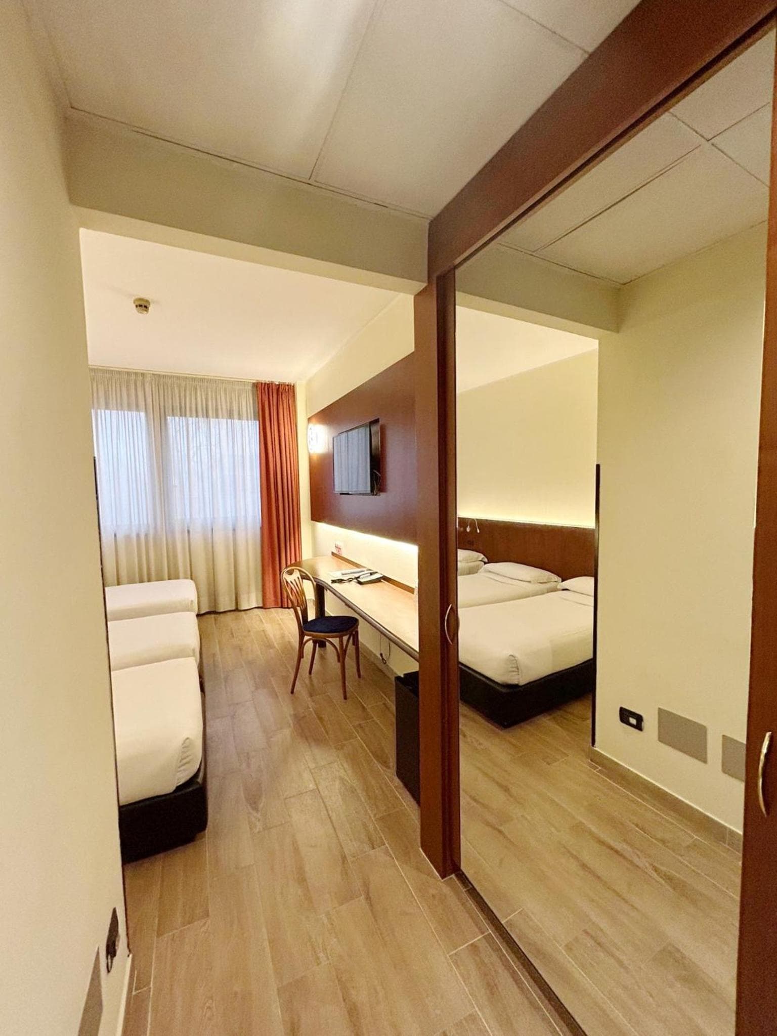 iH Hotels Milano Blu Visconti photo 2