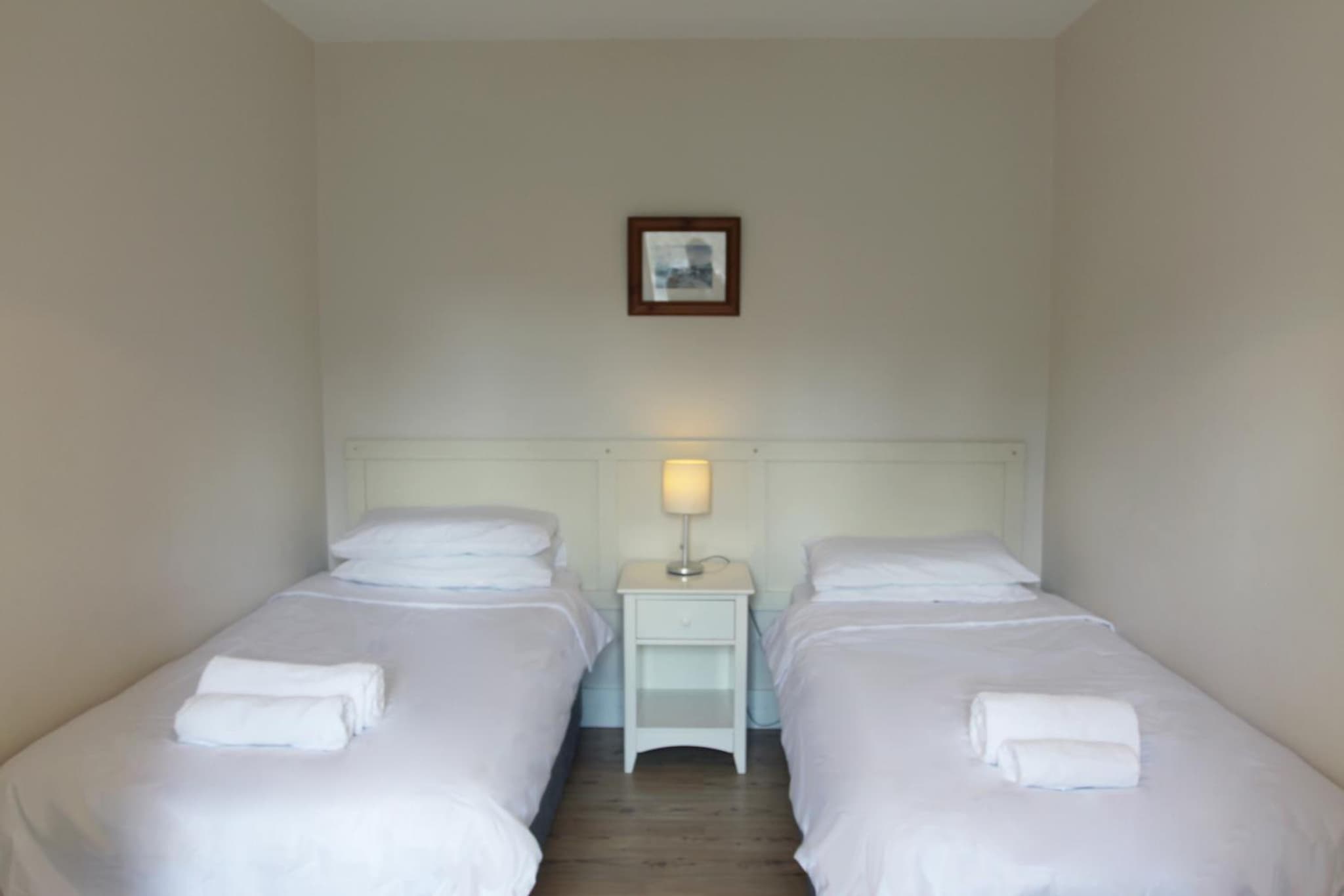 Leitrim Quay - Riverside Cottage 7