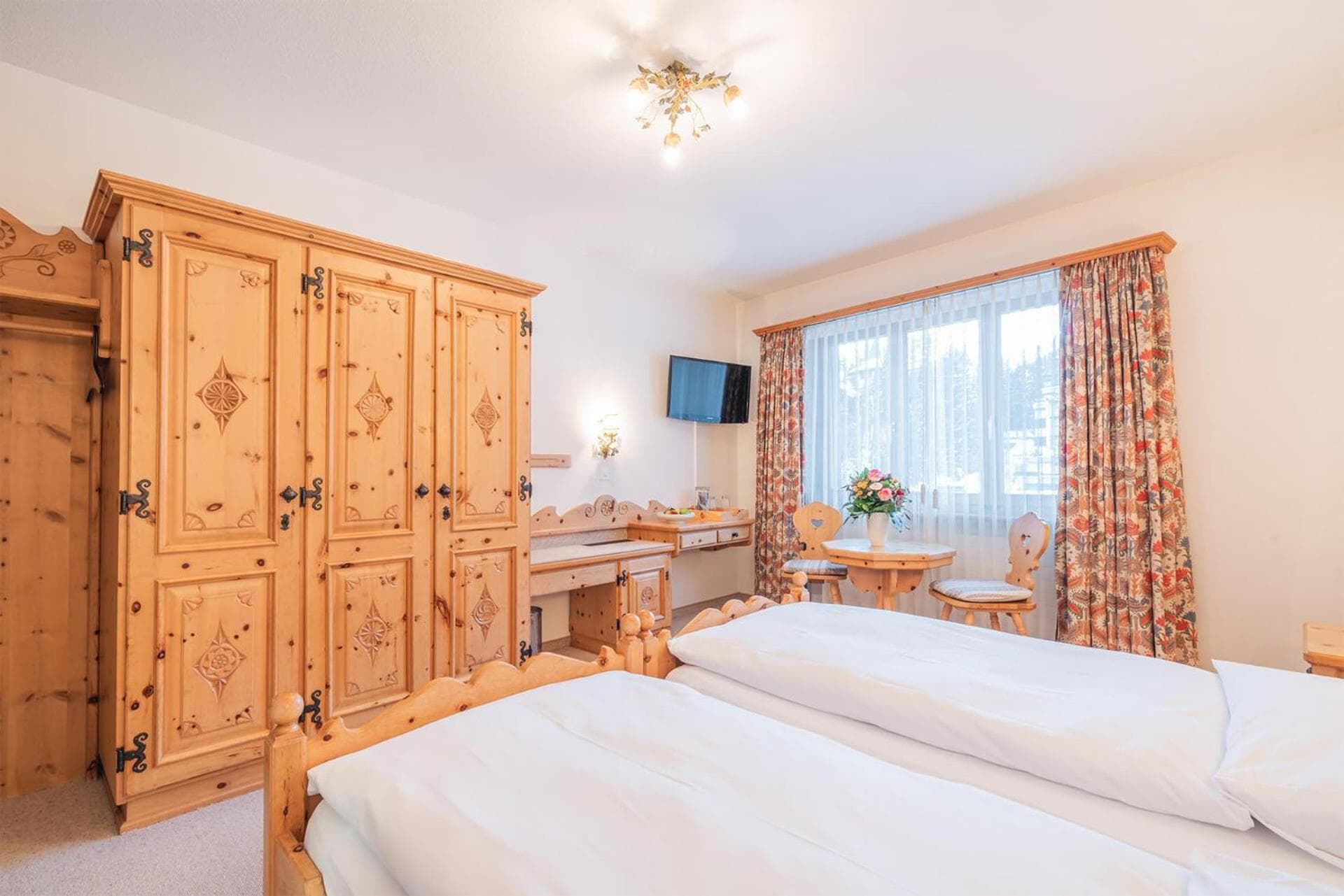 Hotel Corvatsch - Web Check-in photo 6