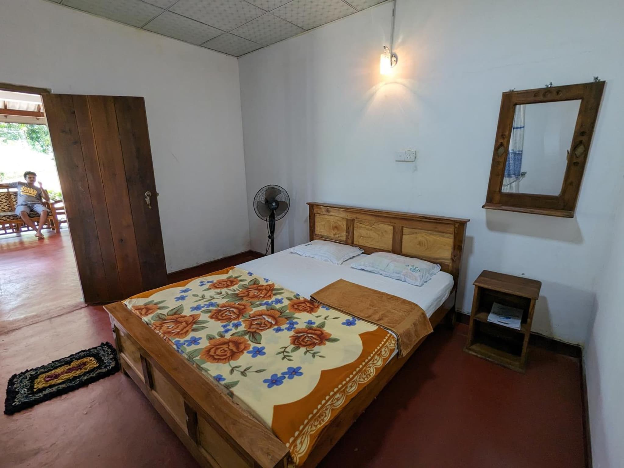 DILSHAN HOTEL Diyaluma photo 9