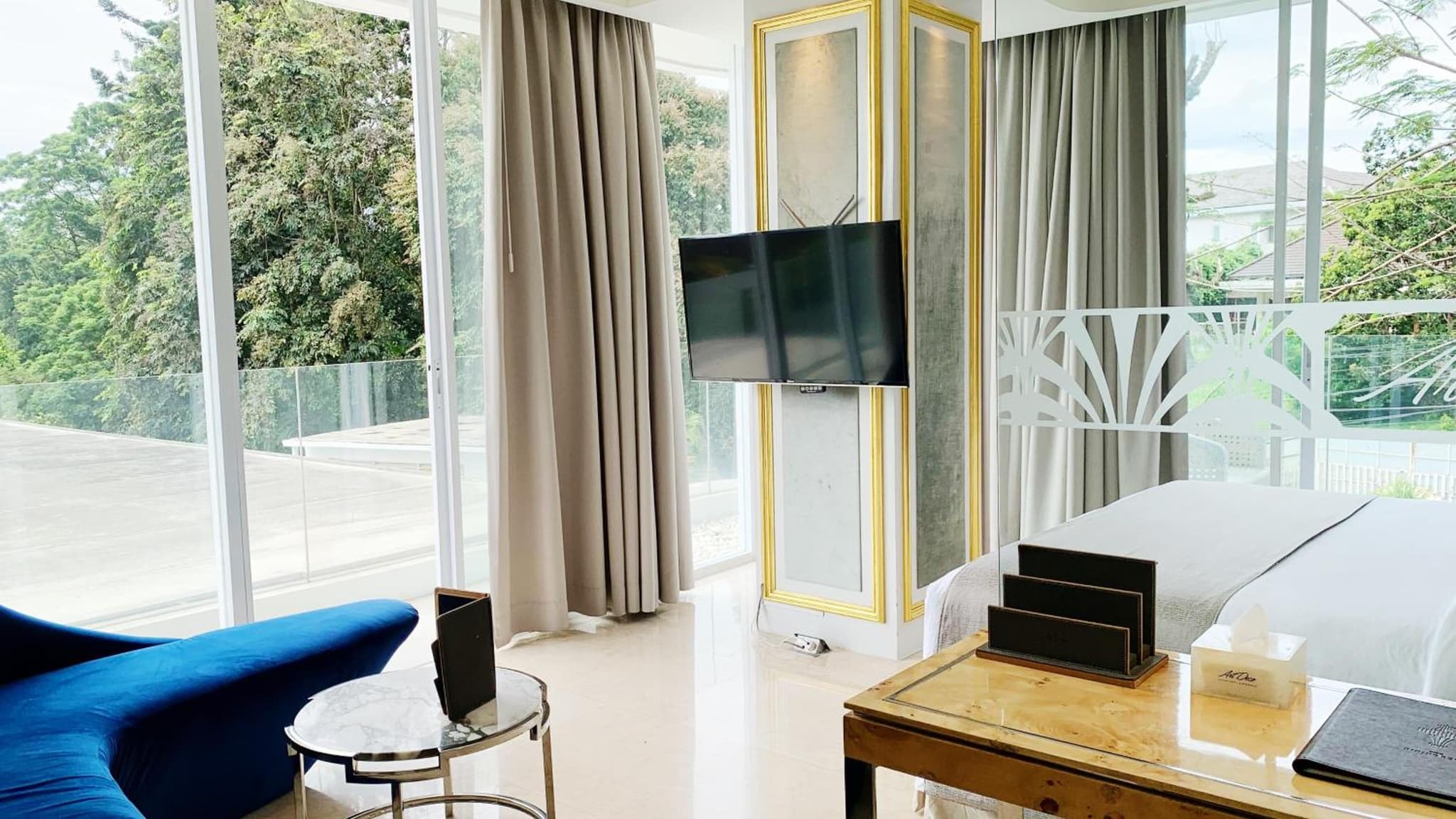 Art Deco Luxury Hotel & Residence photo 7