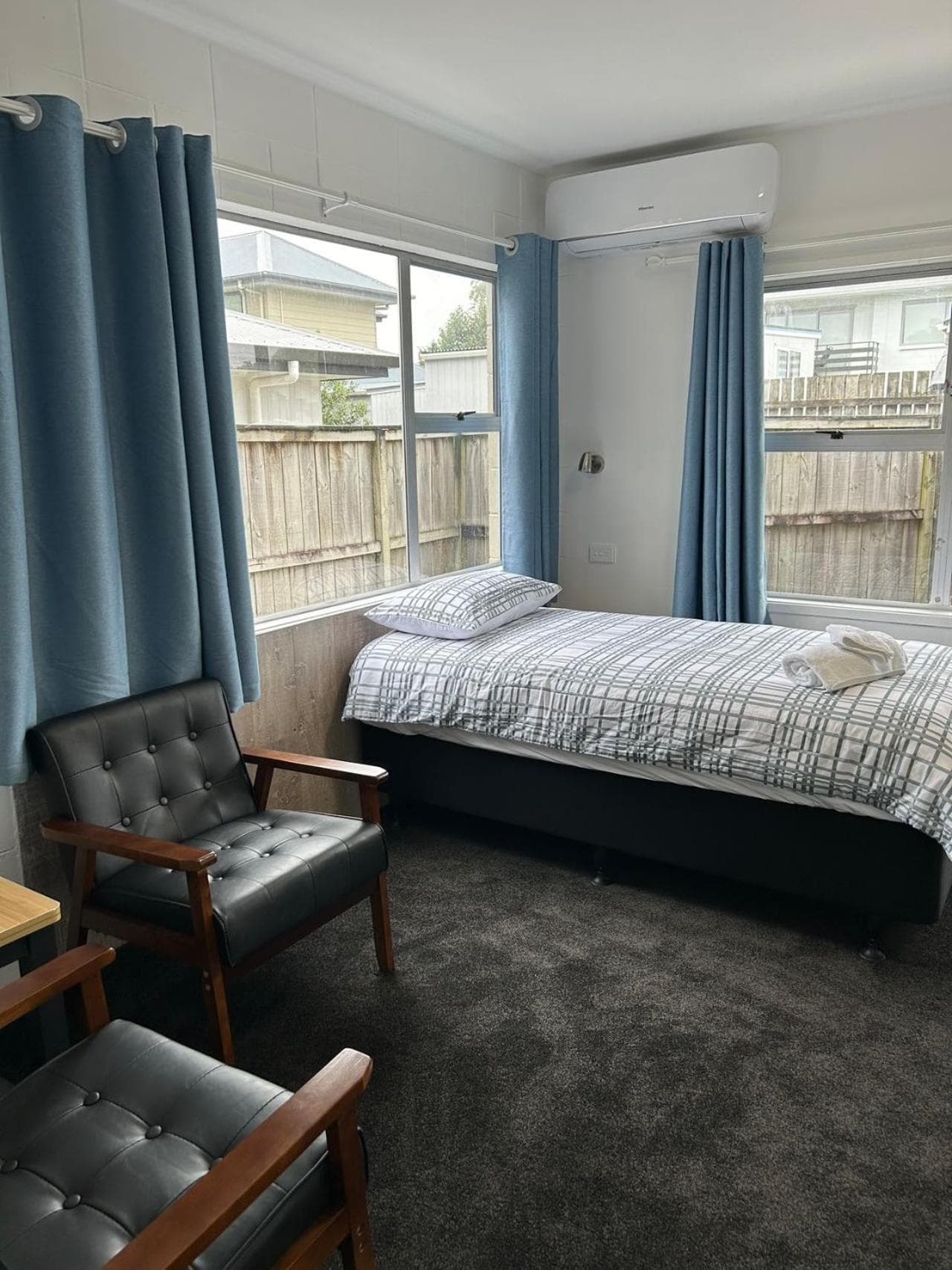 Avon Apartments photo 8