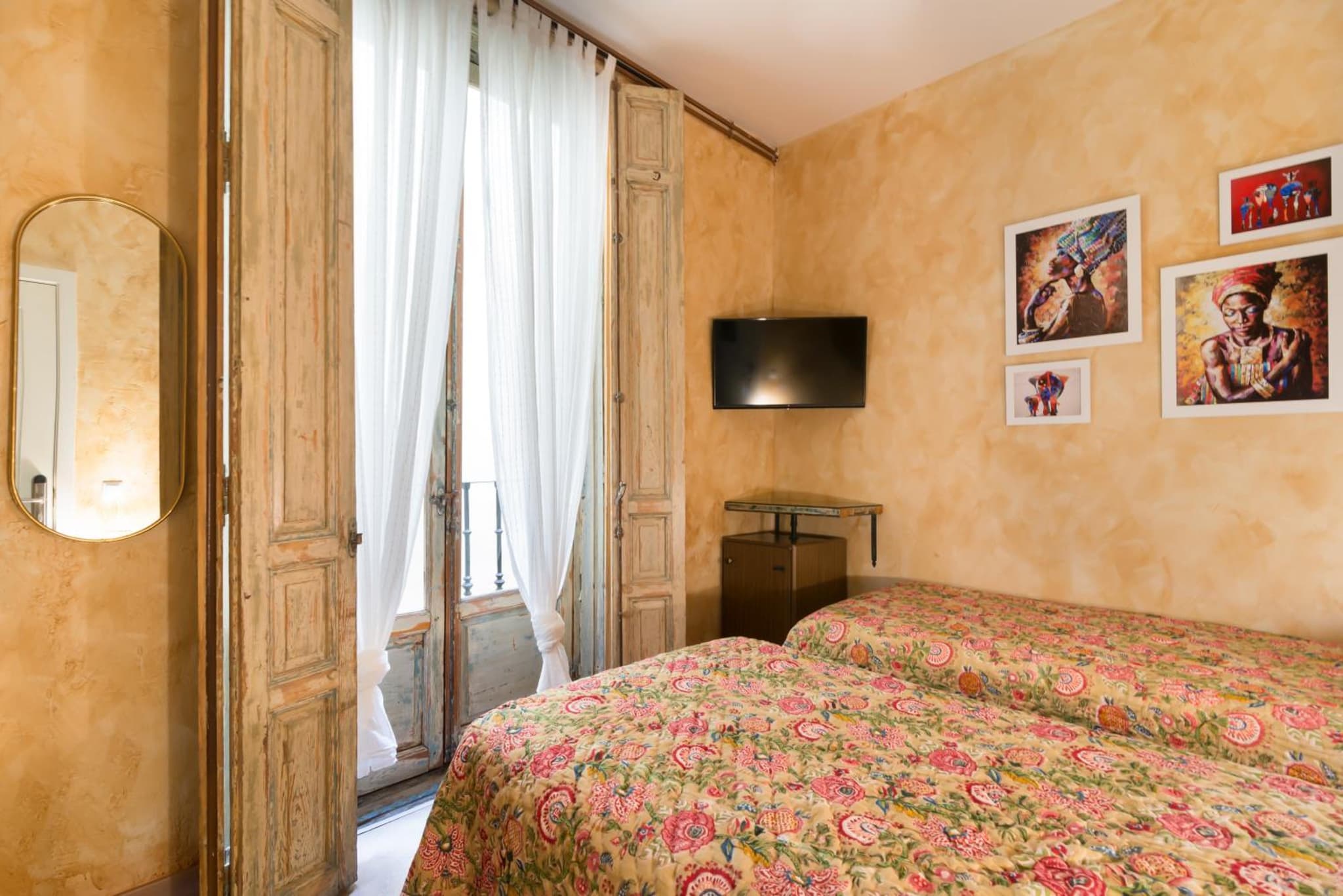 Hostal Artistic B&B photo 4