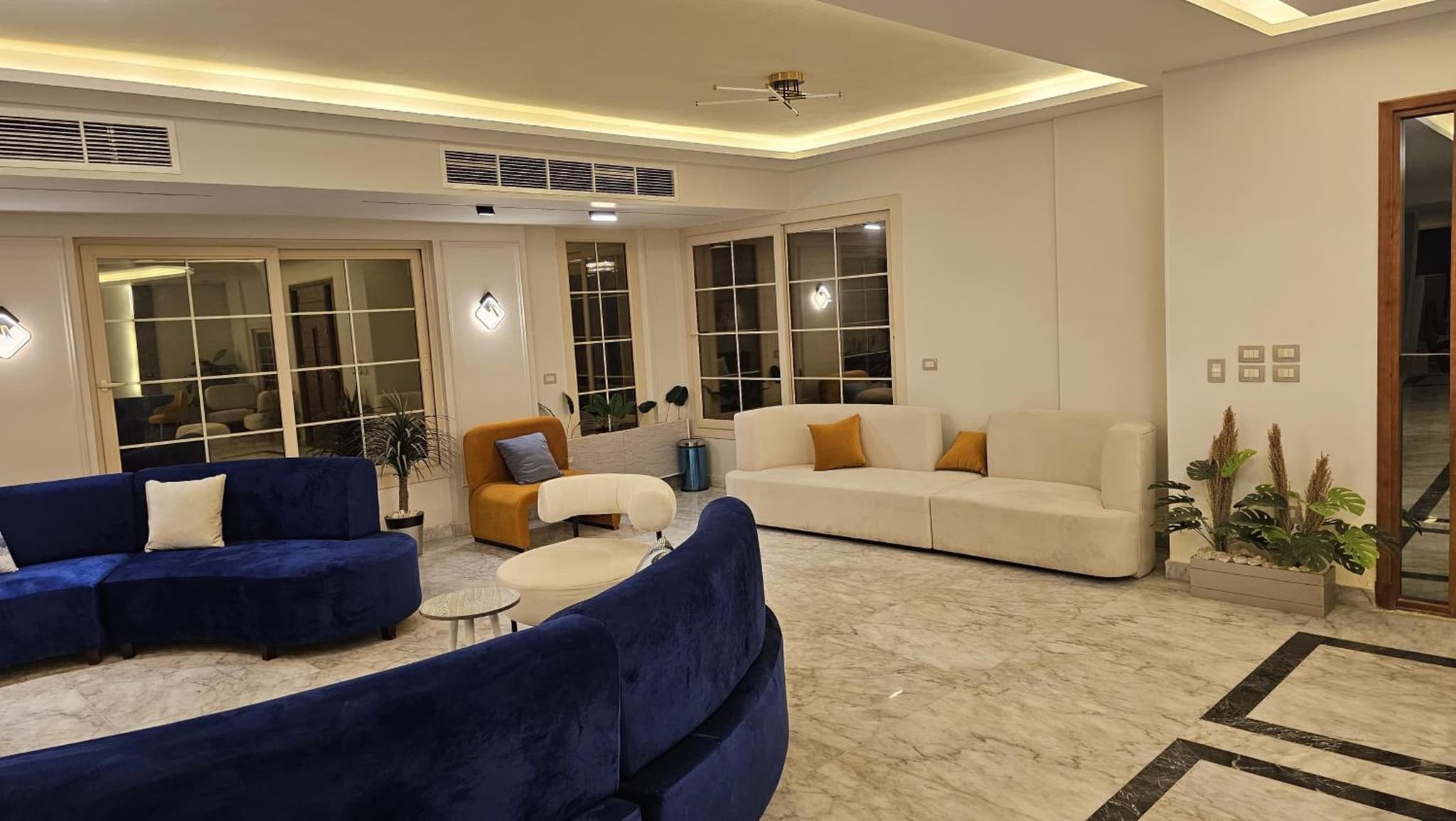 Aurora sky view suite photo 3