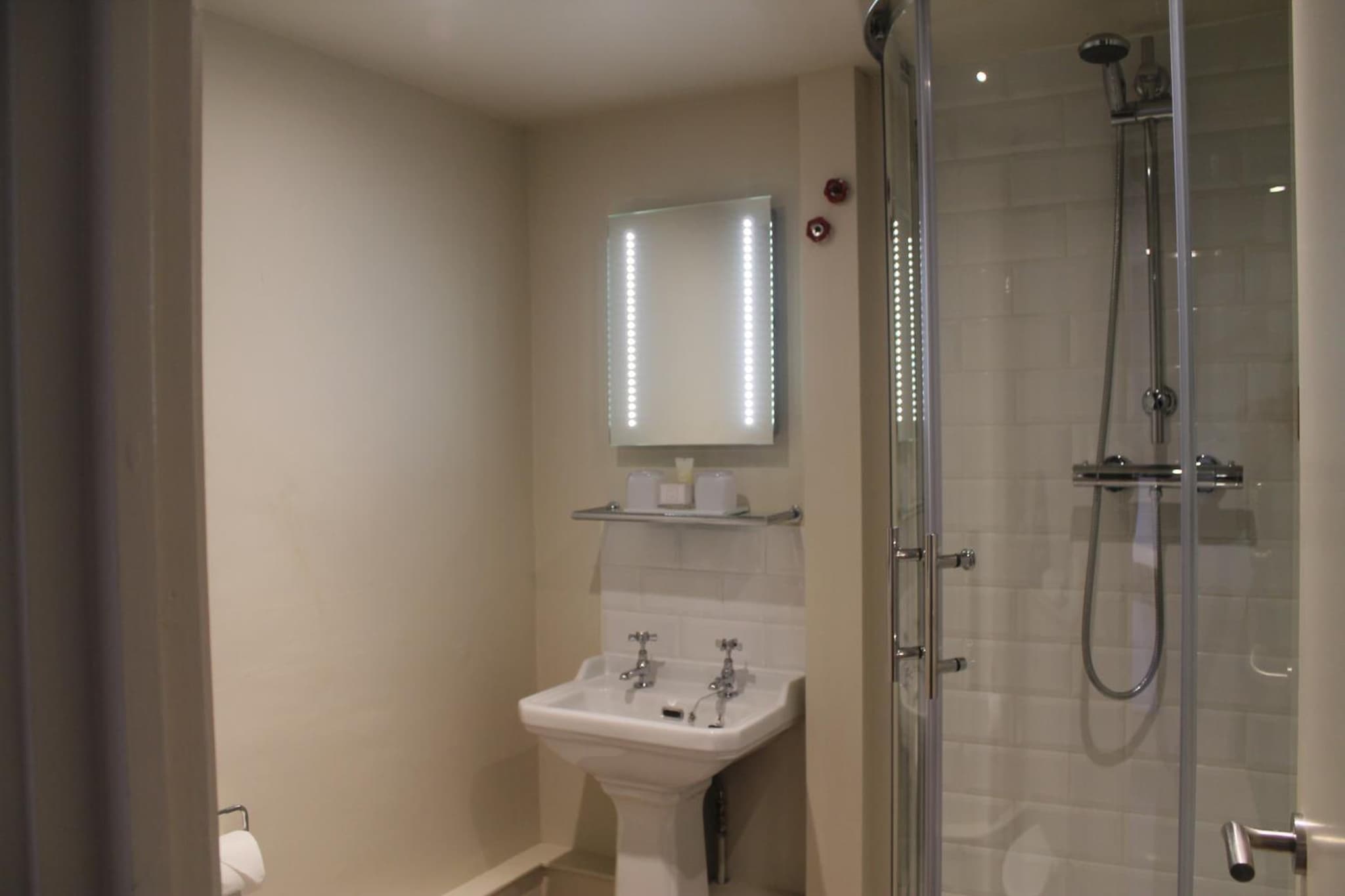 The Woolpack Hotel photo 6