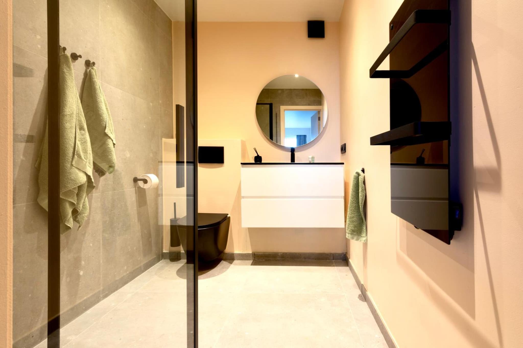 Studio By Aimee - 20m from the beach & in city centre! photo 4