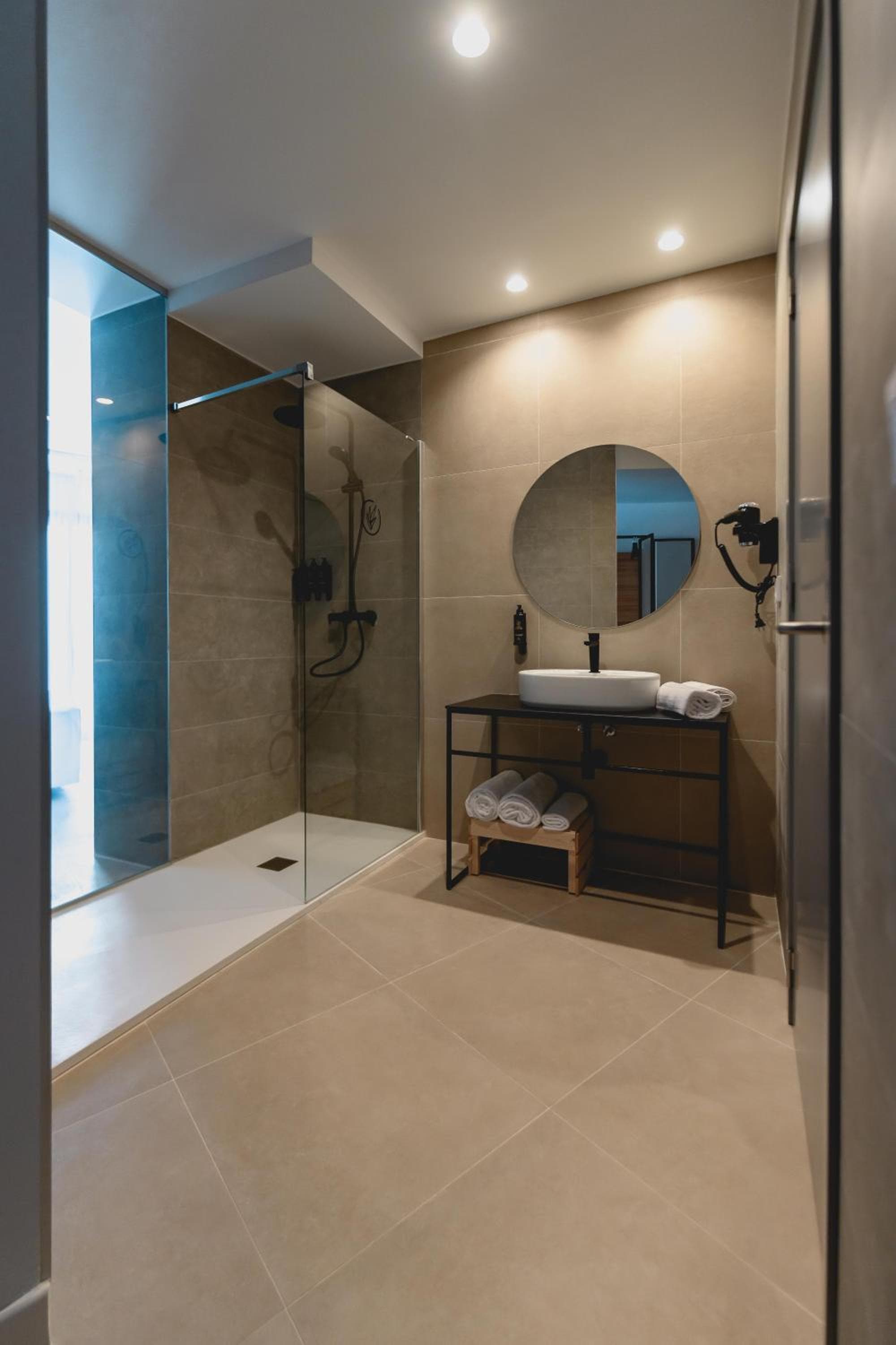 HOTEL ALOVE photo 9
