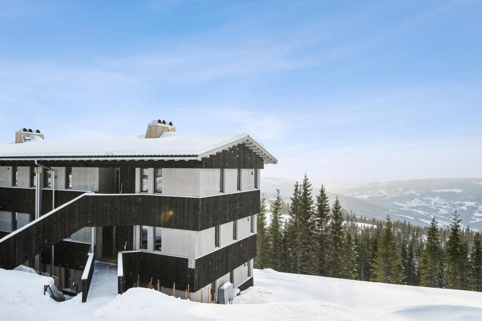 Hafjell Front 220D 8pers, Ski inout , Downhill Bike