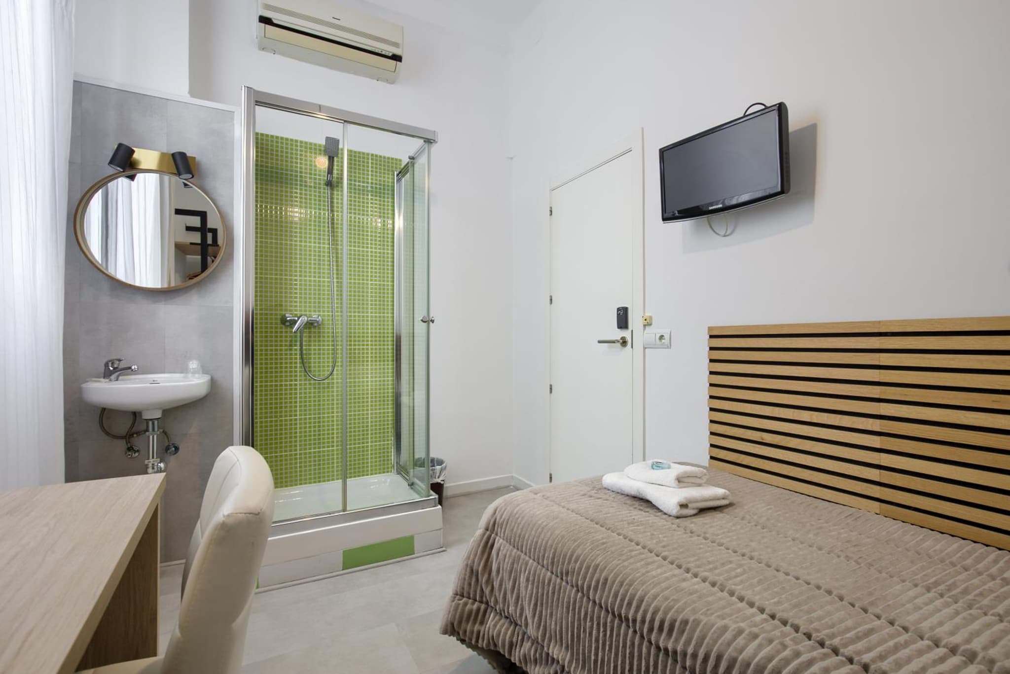 Hostal Besaya photo 4