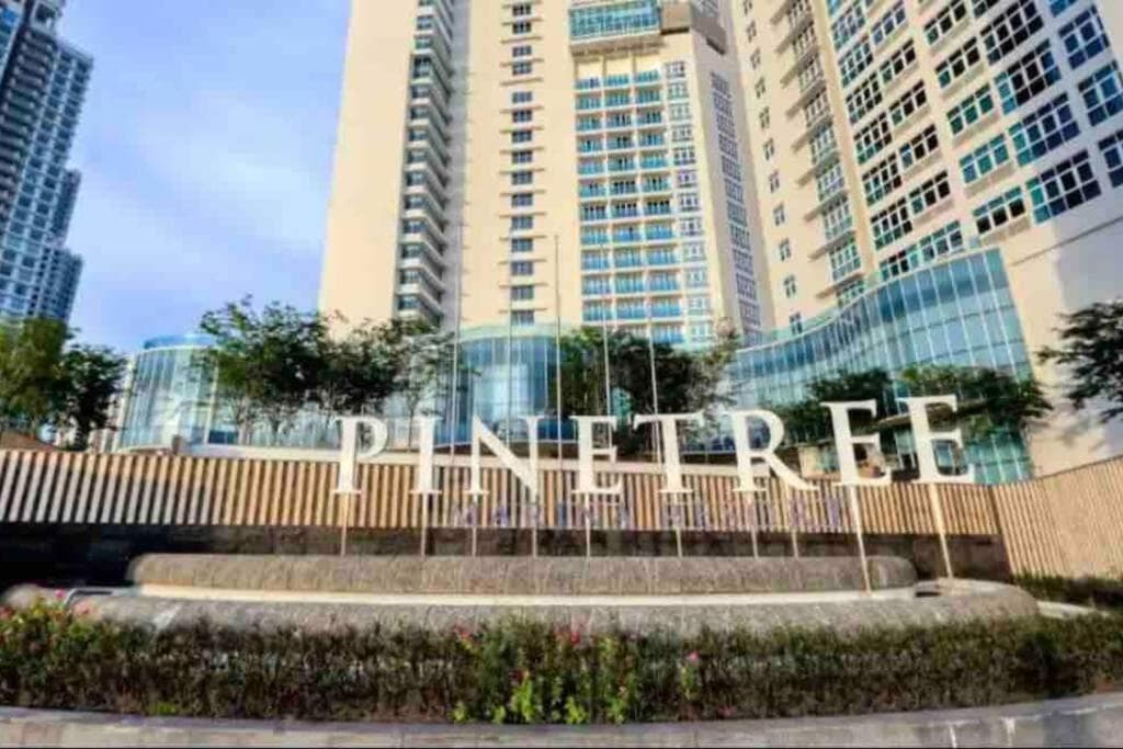 Pinetree Marina Resort by WP HOMESTAY photo 4