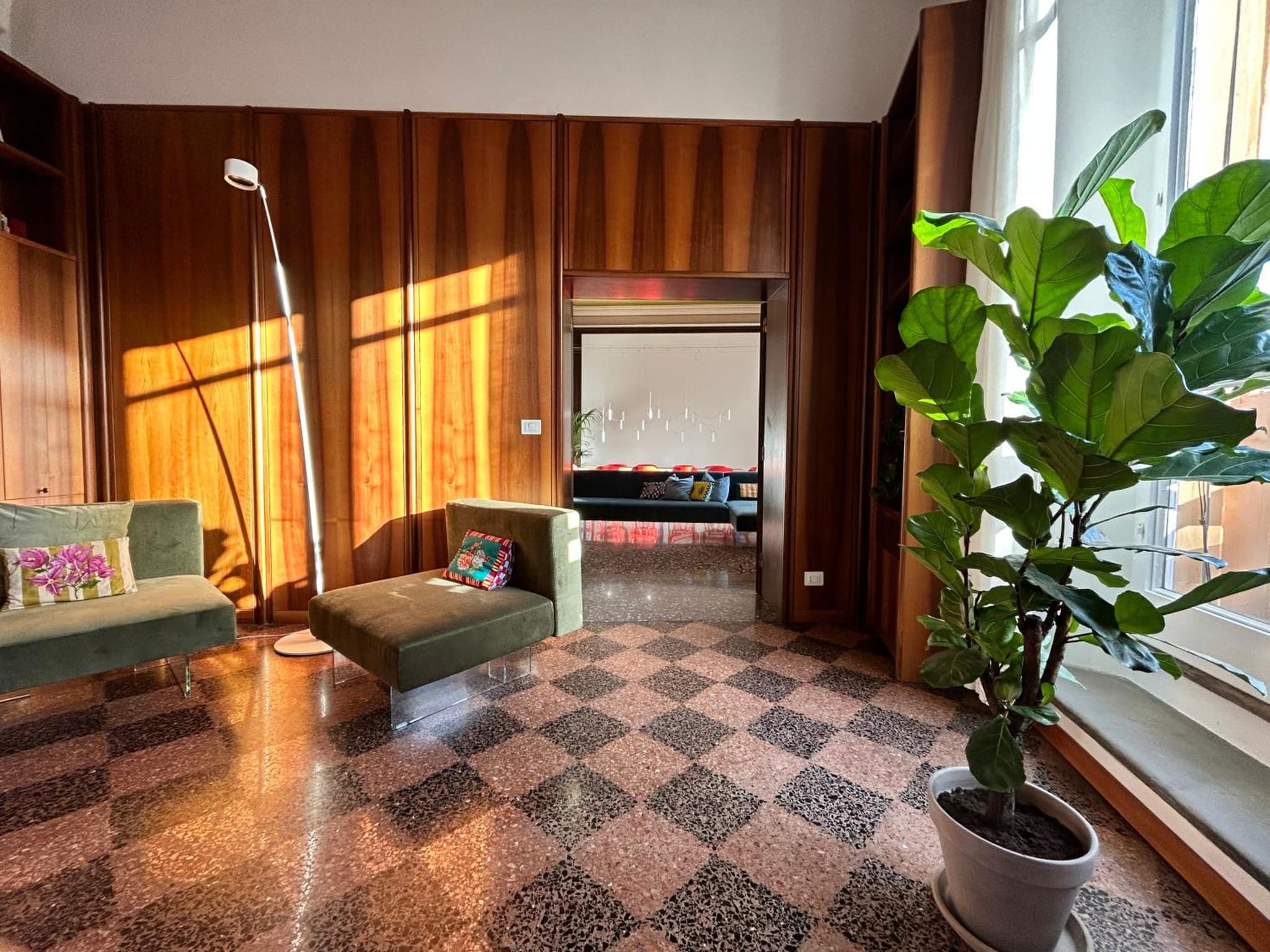lounge