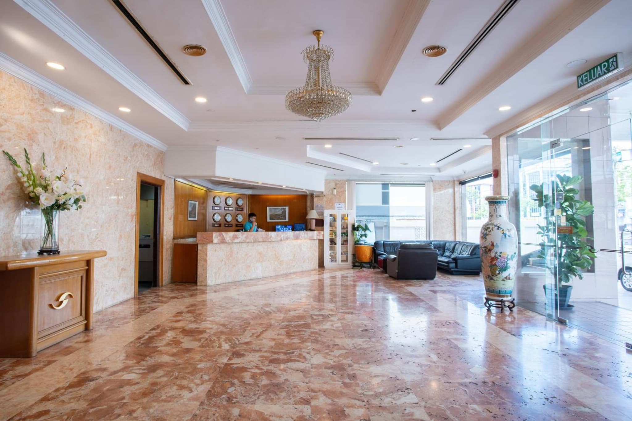 Somerset Hotel photo 6
