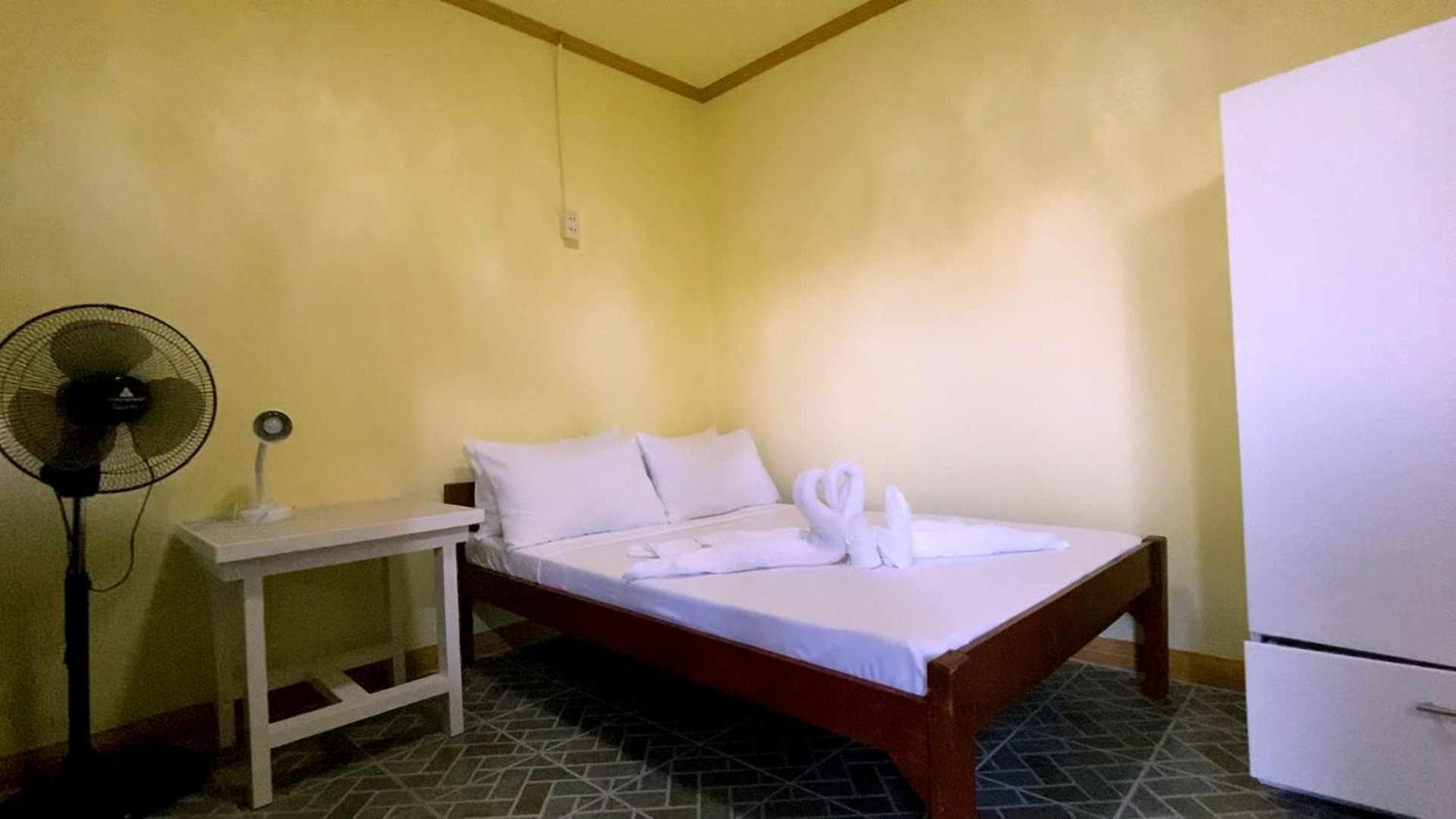L&L Beach Resort photo 2