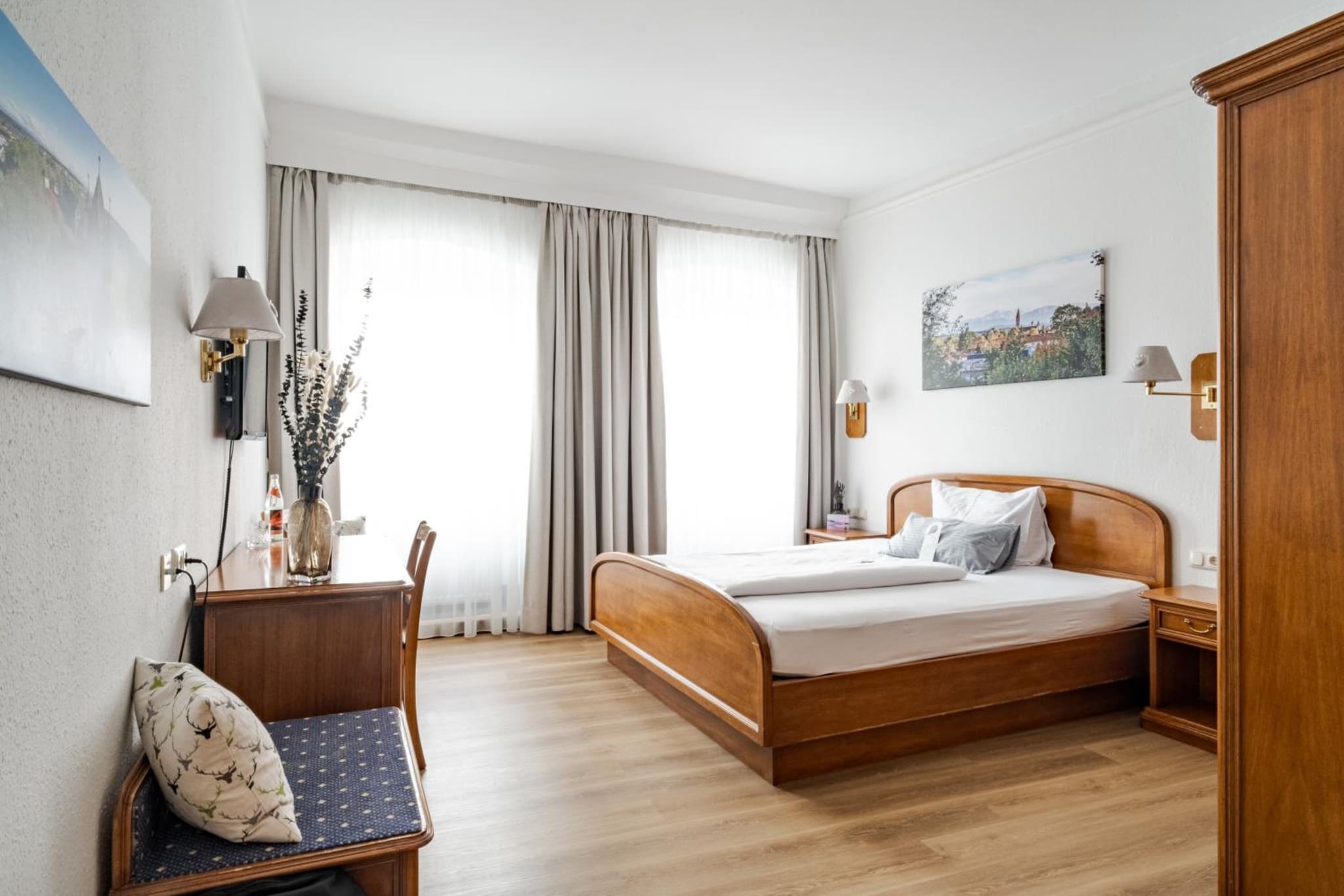 Hotel Goldener Hirsch photo 3