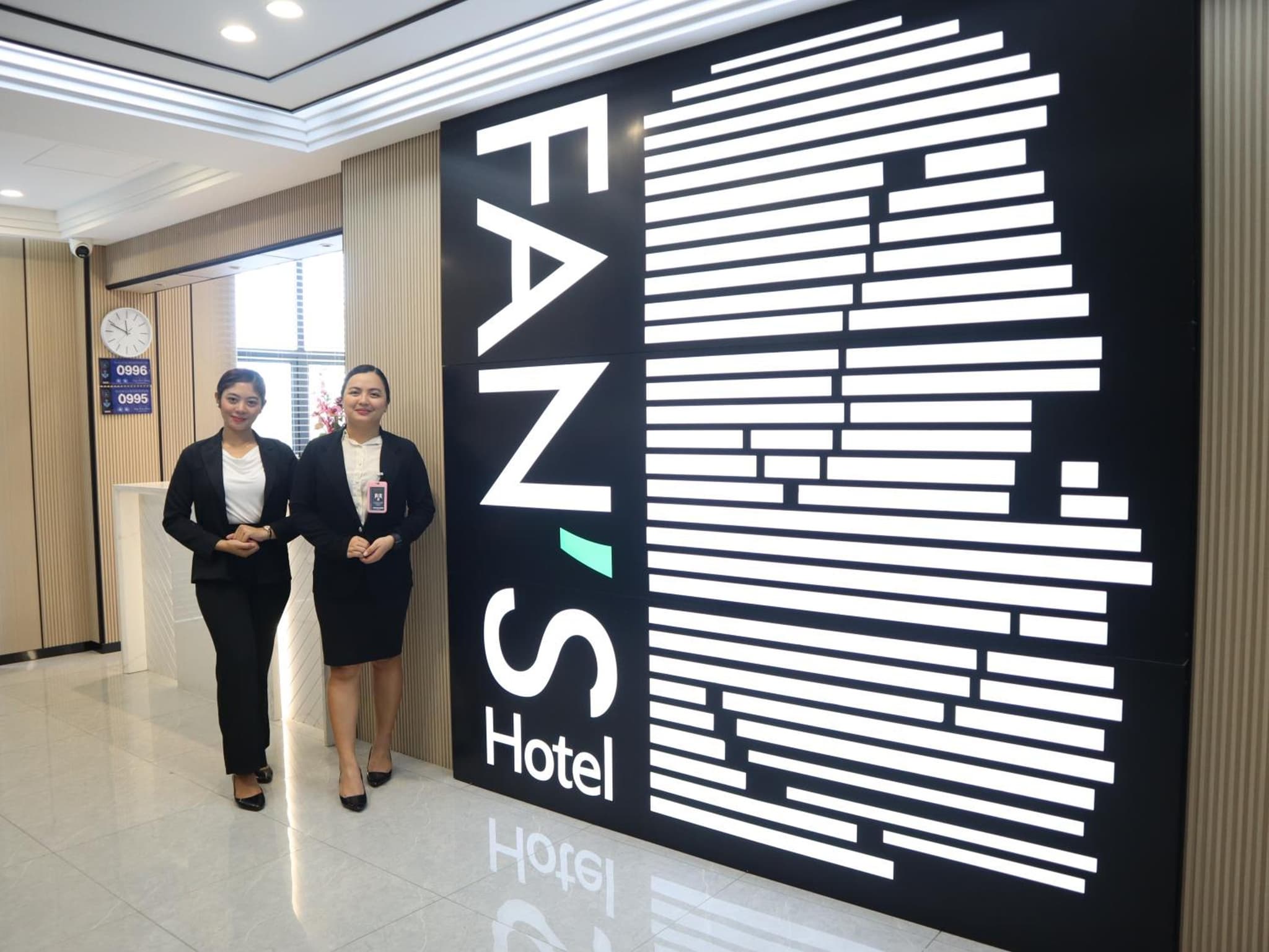 Fan's Hotel- Ormoc photo 4