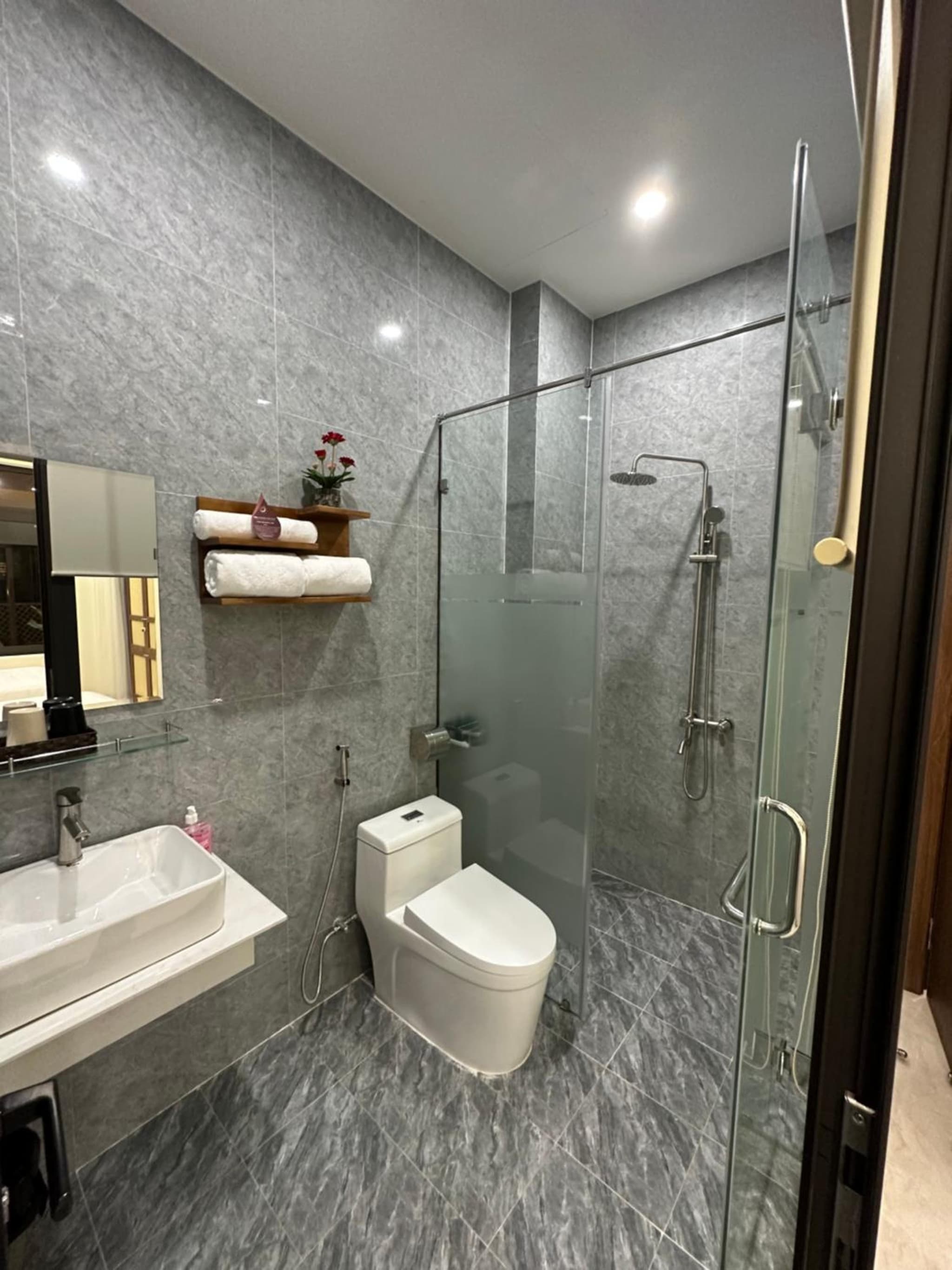 Lena Homestay & Villa photo 4