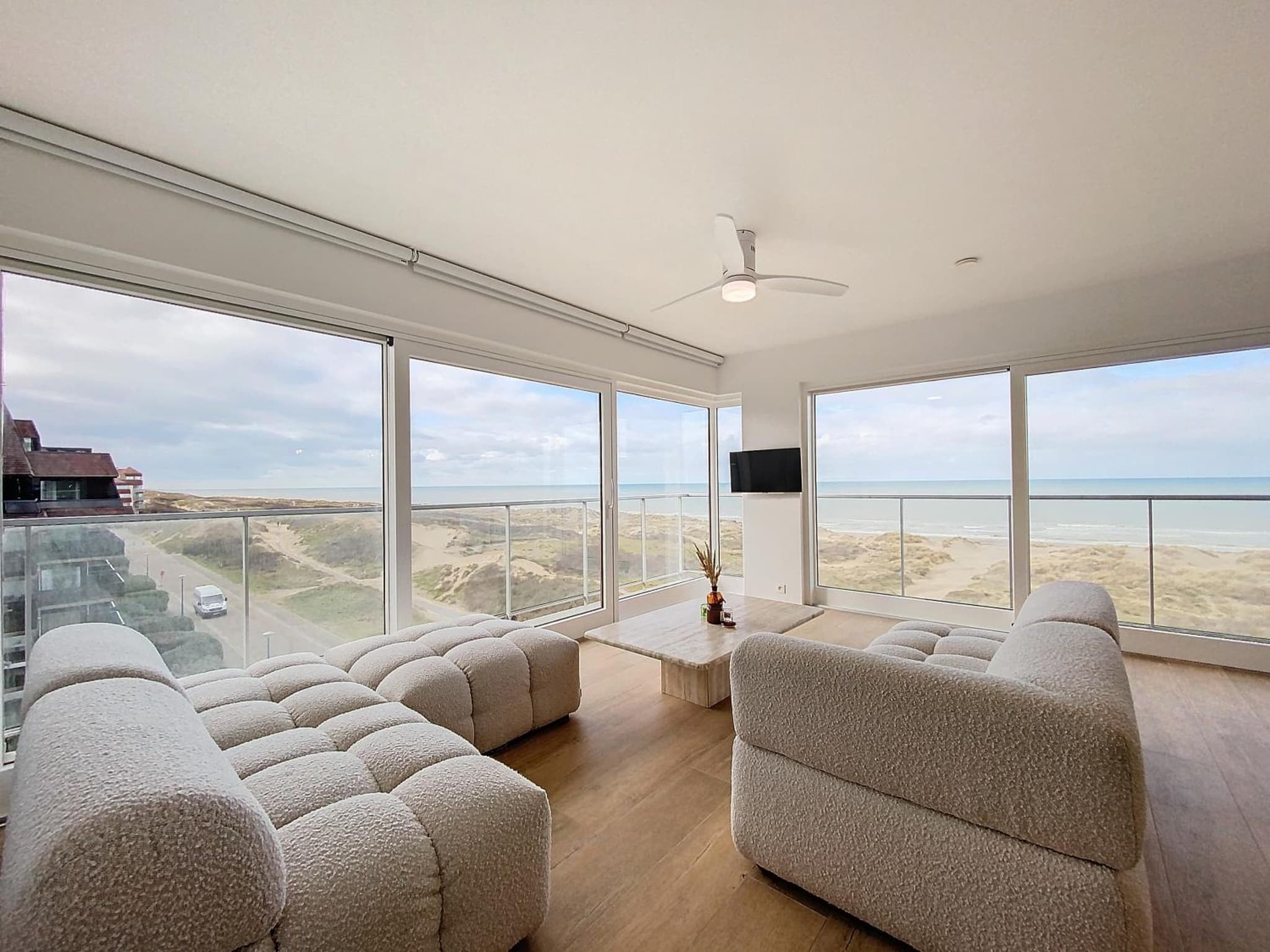 Hoekappartement 'Westdiep' met zeezicht te Oostduinkerke - Bad