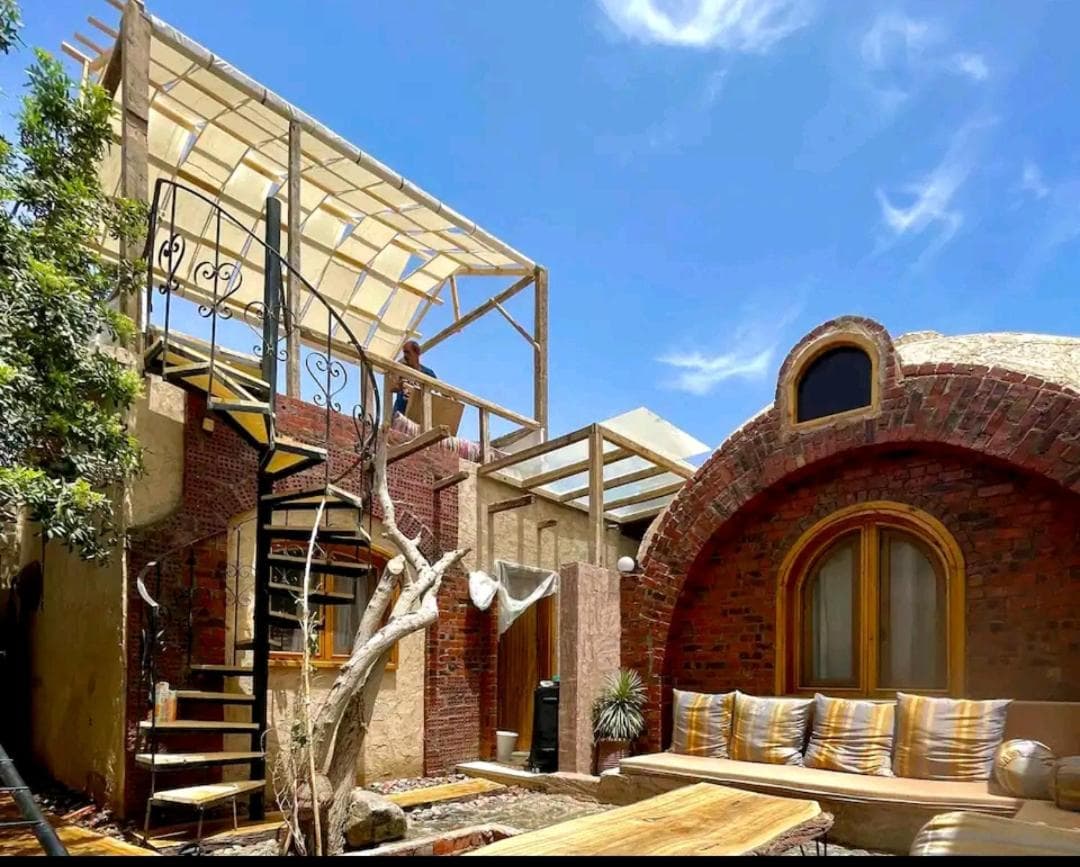 The dome house photo 2