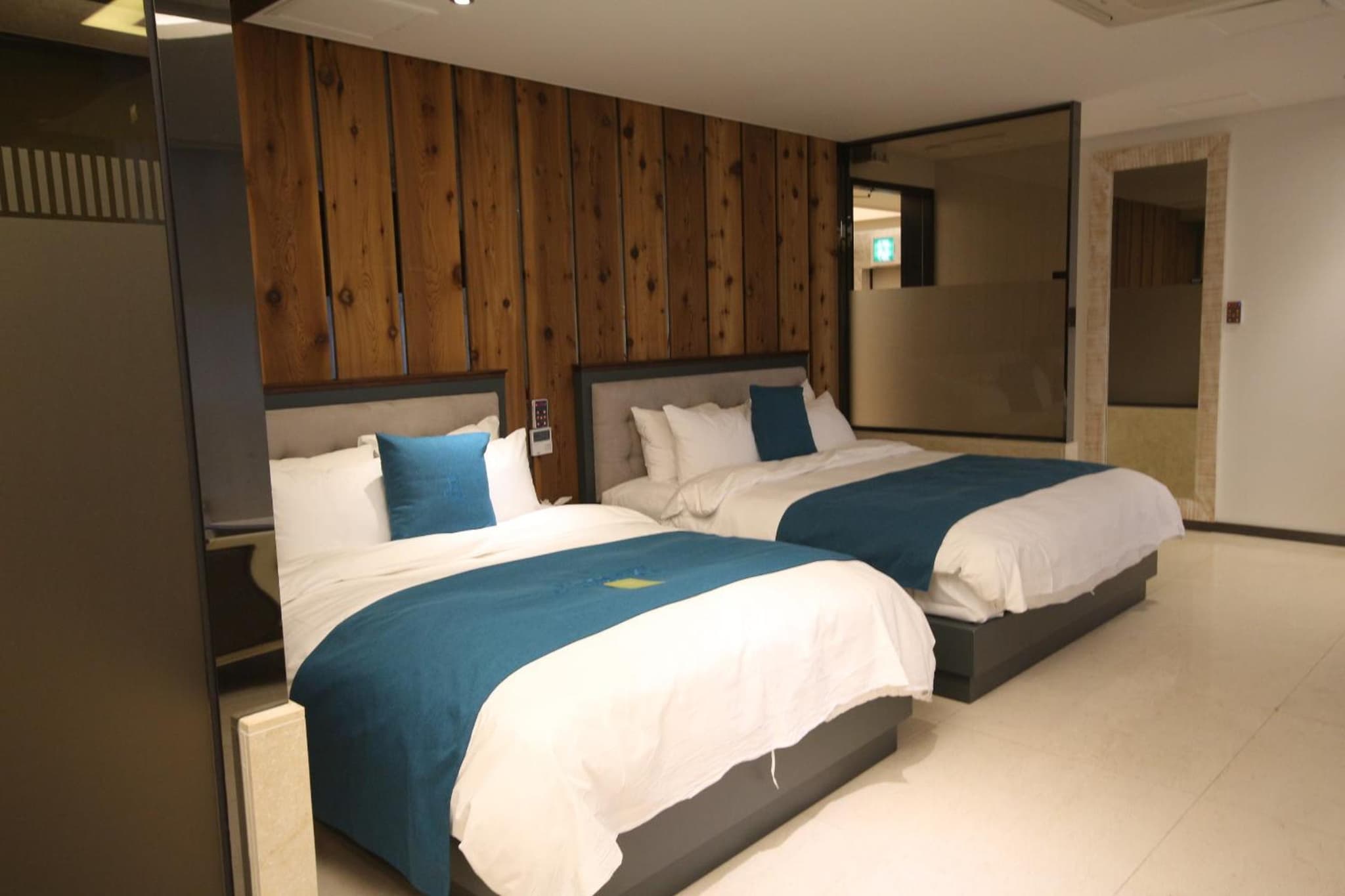 JB Tourist Hotel photo 6