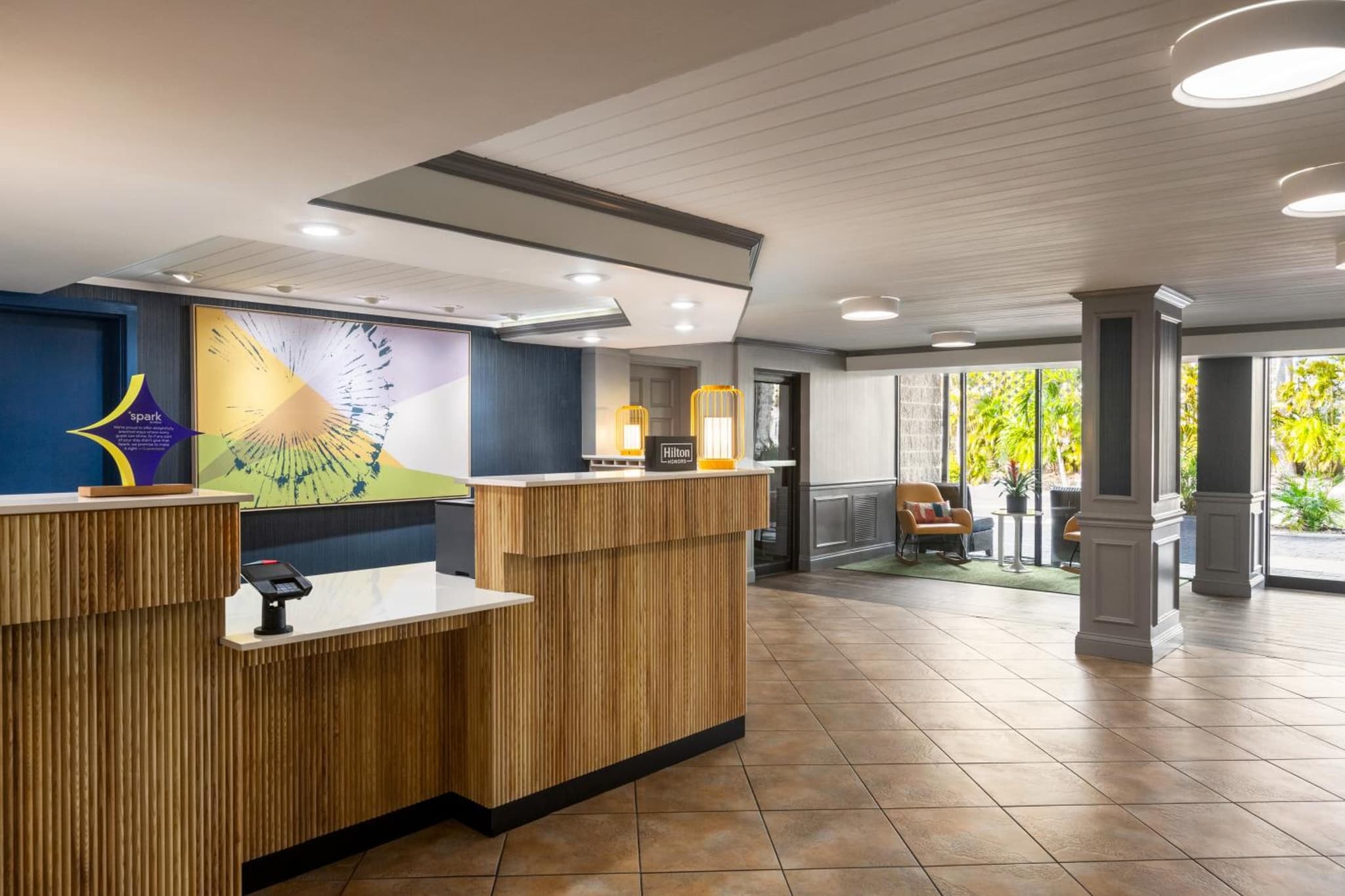 Spark by Hilton Sarasota Siesta Key Gateway photo 7