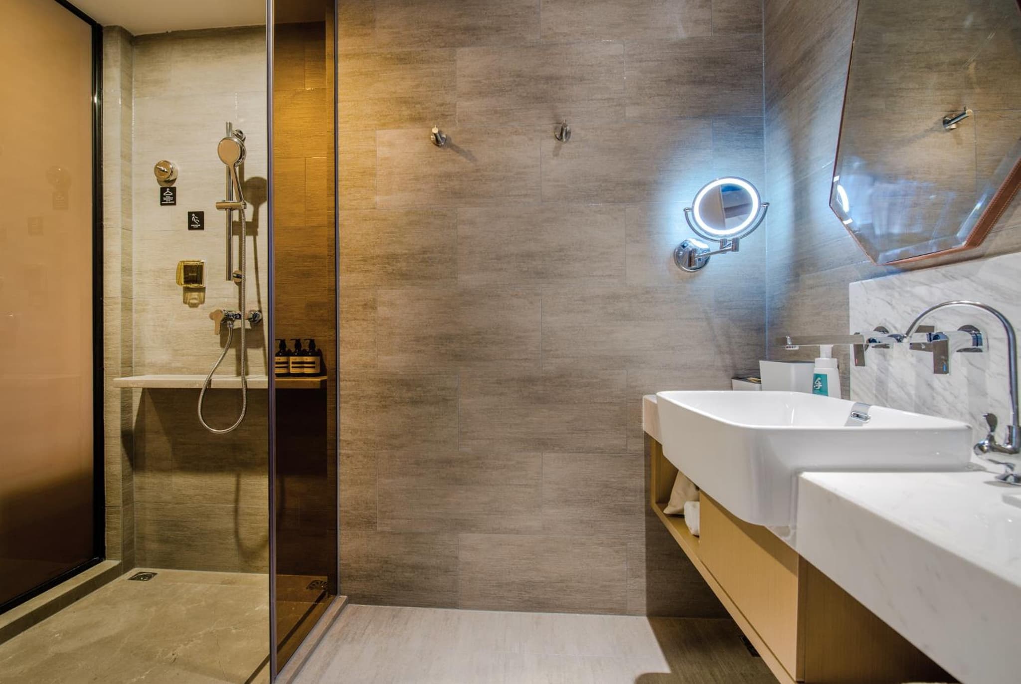 Atour Hotel Zhongshan Tanzhou photo 8