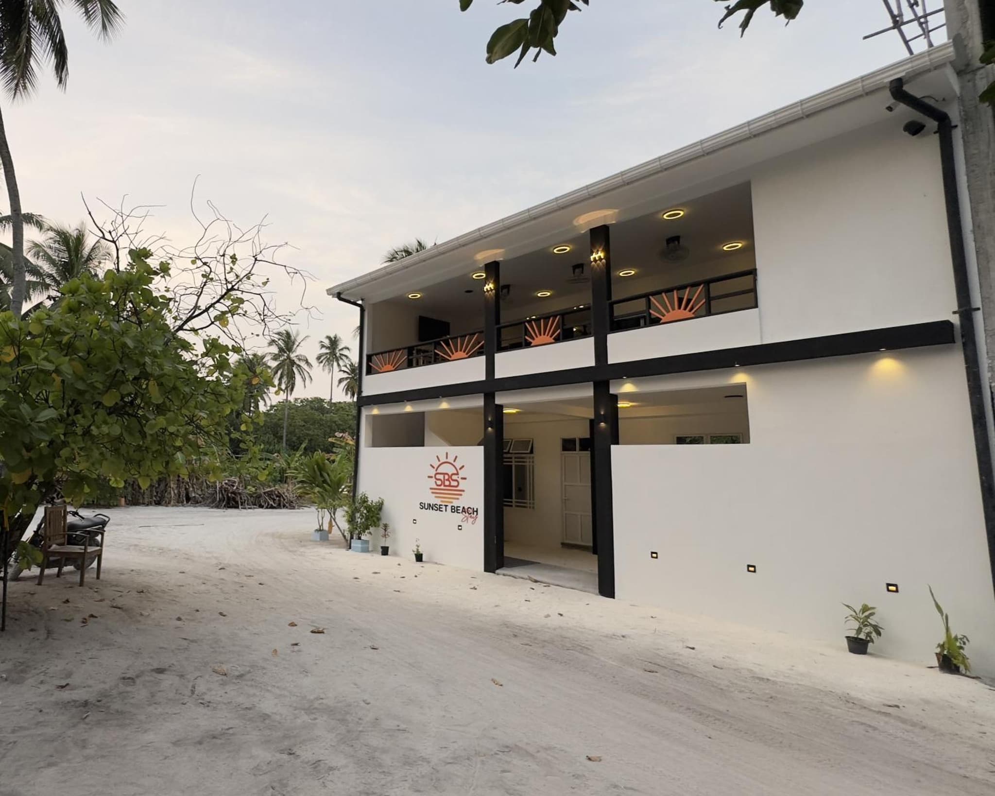 Sunset Beach Stay at Mathiveri